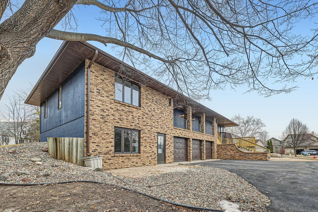 6593 Albert Court