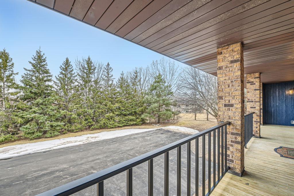 6593 Albert Court