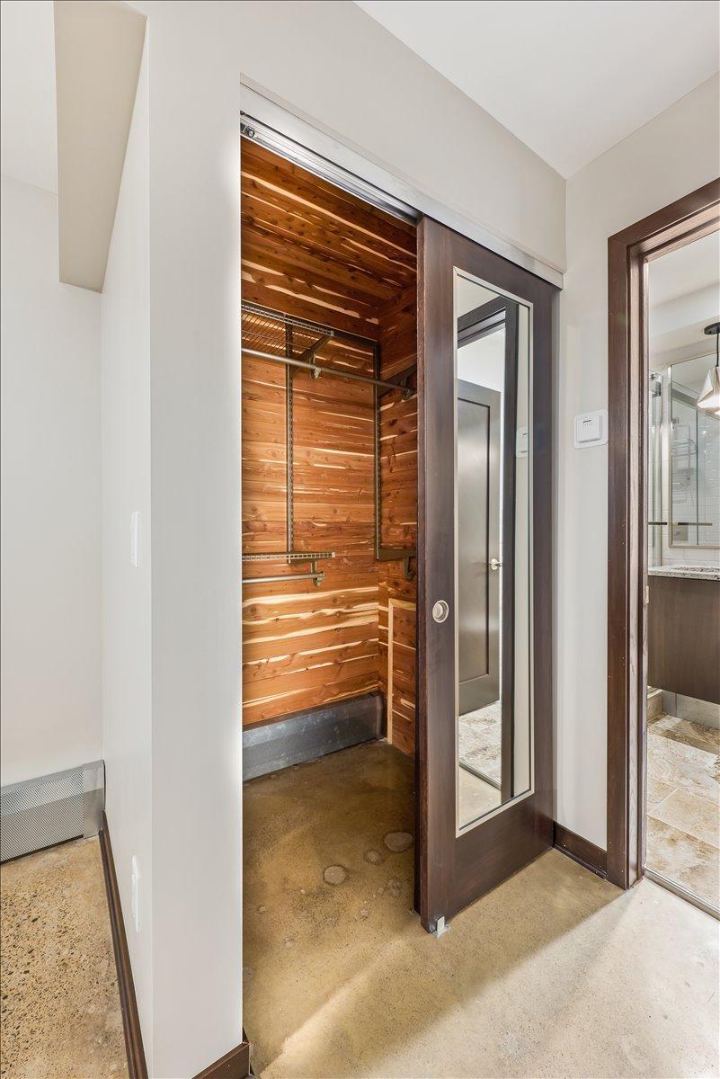 401 Ridgewood Avenue Unit: 3