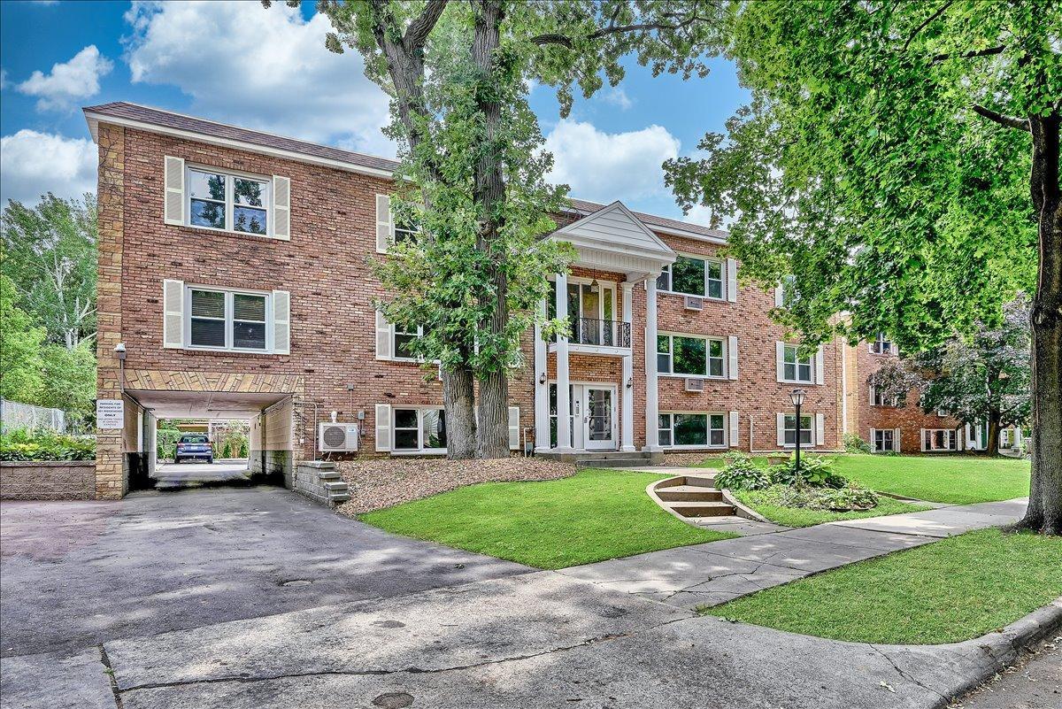 401 Ridgewood Avenue Unit: 3