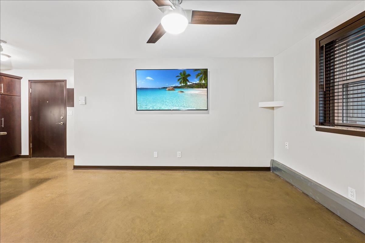 401 Ridgewood Avenue Unit: 3