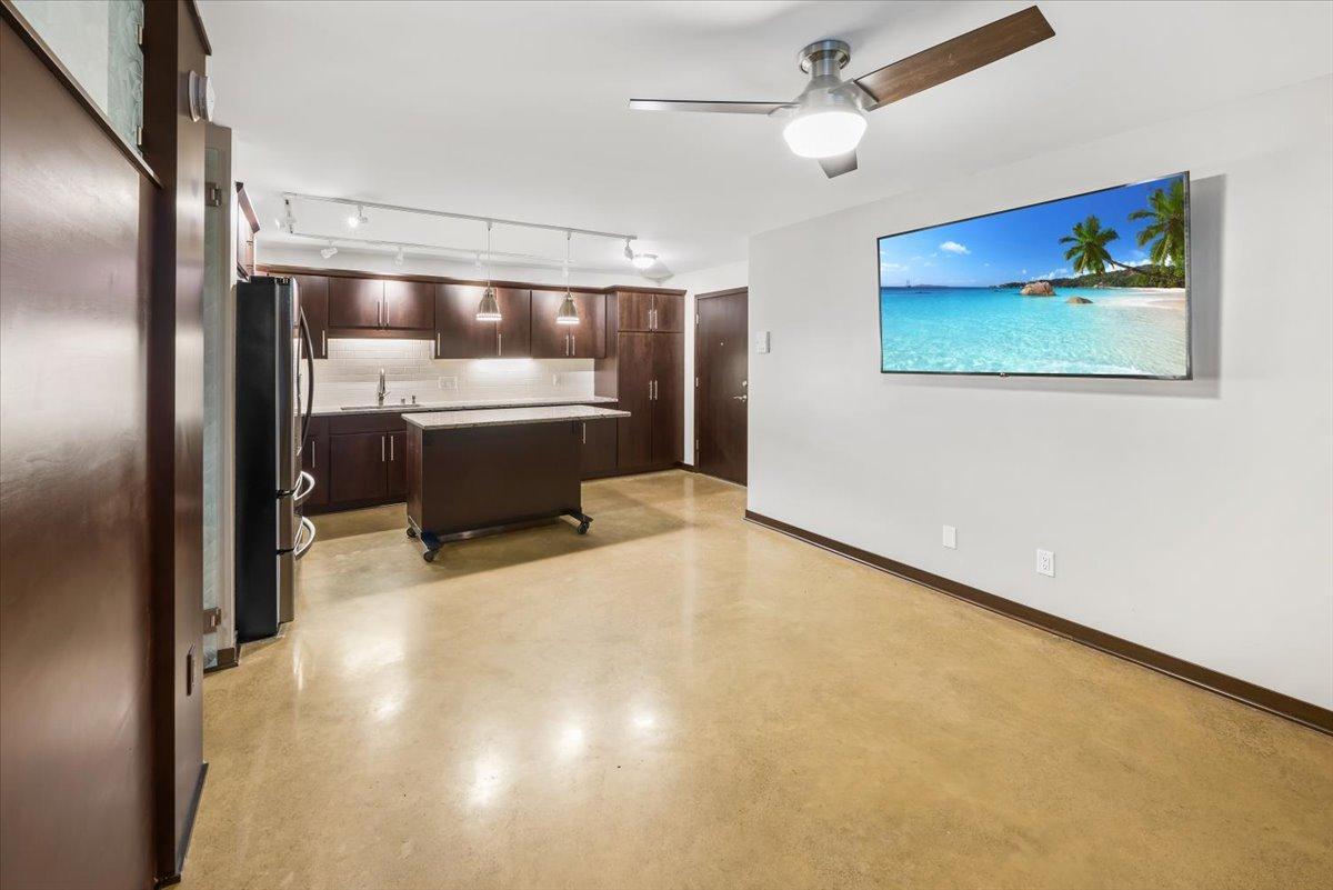 401 Ridgewood Avenue Unit: 3