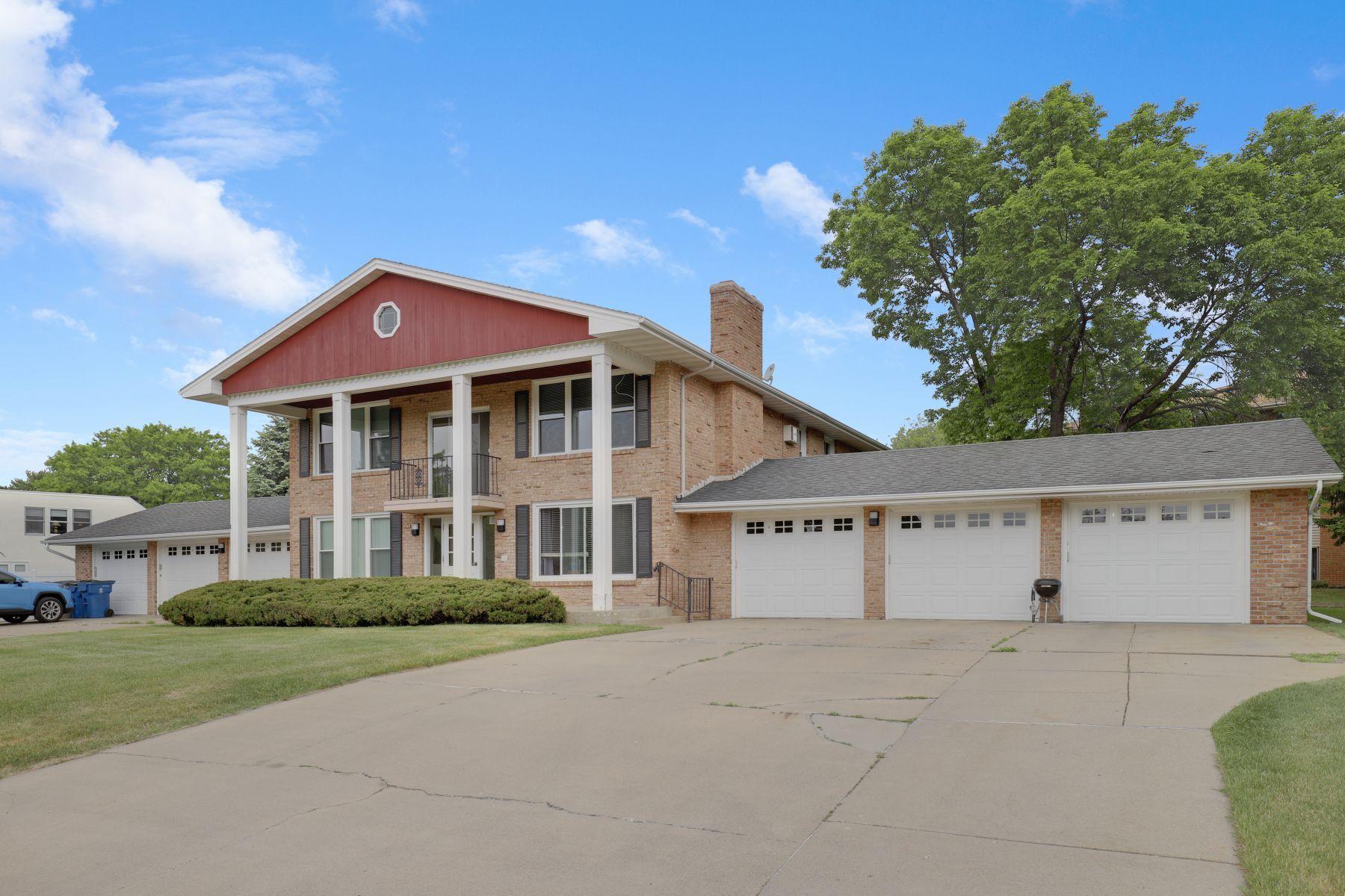 4000 Mavelle Drive Unit: 4