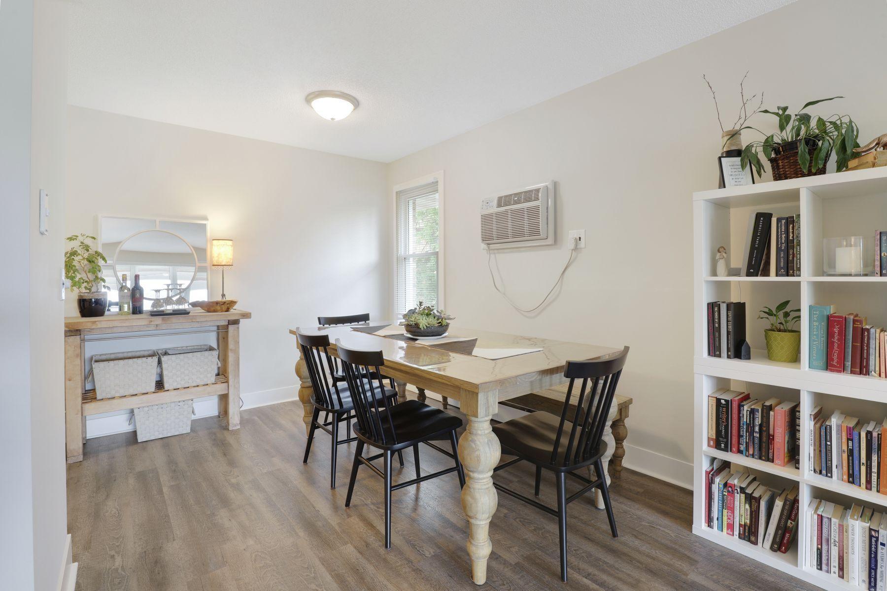 4000 Mavelle Drive Unit: 4