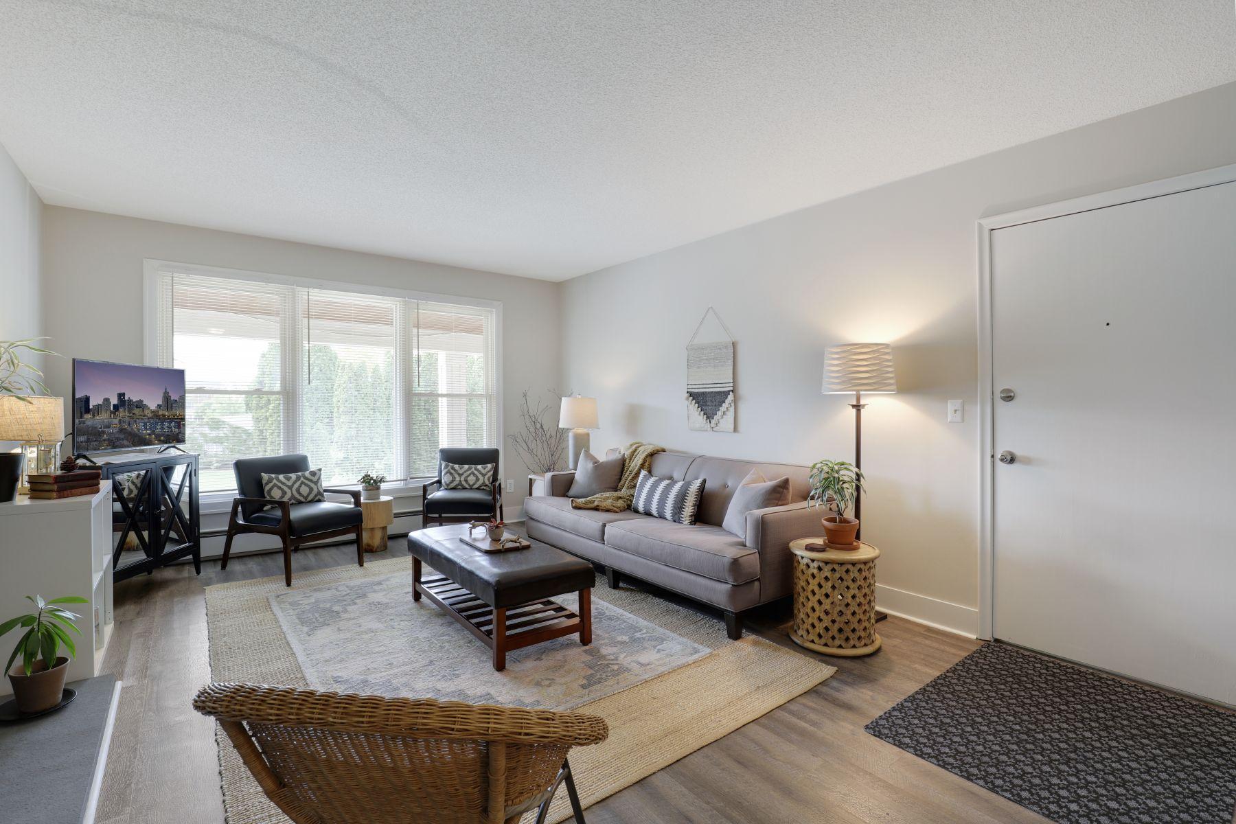 4000 Mavelle Drive Unit: 4