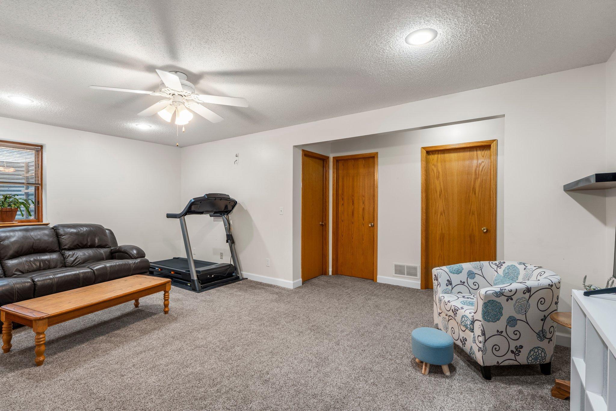 3217 139th Avenue NW