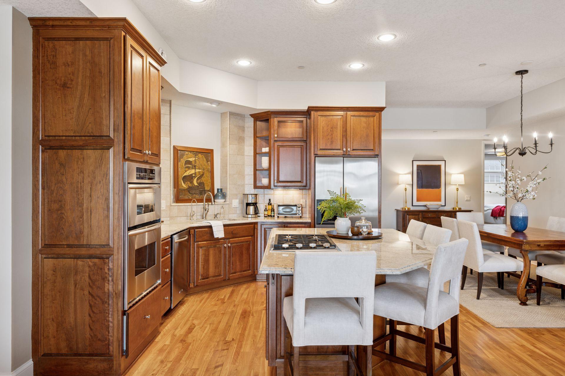21957 Minnetonka Boulevard Unit: 16