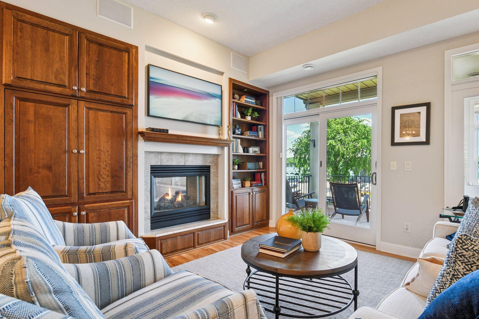 21957 Minnetonka Boulevard Unit: 16
