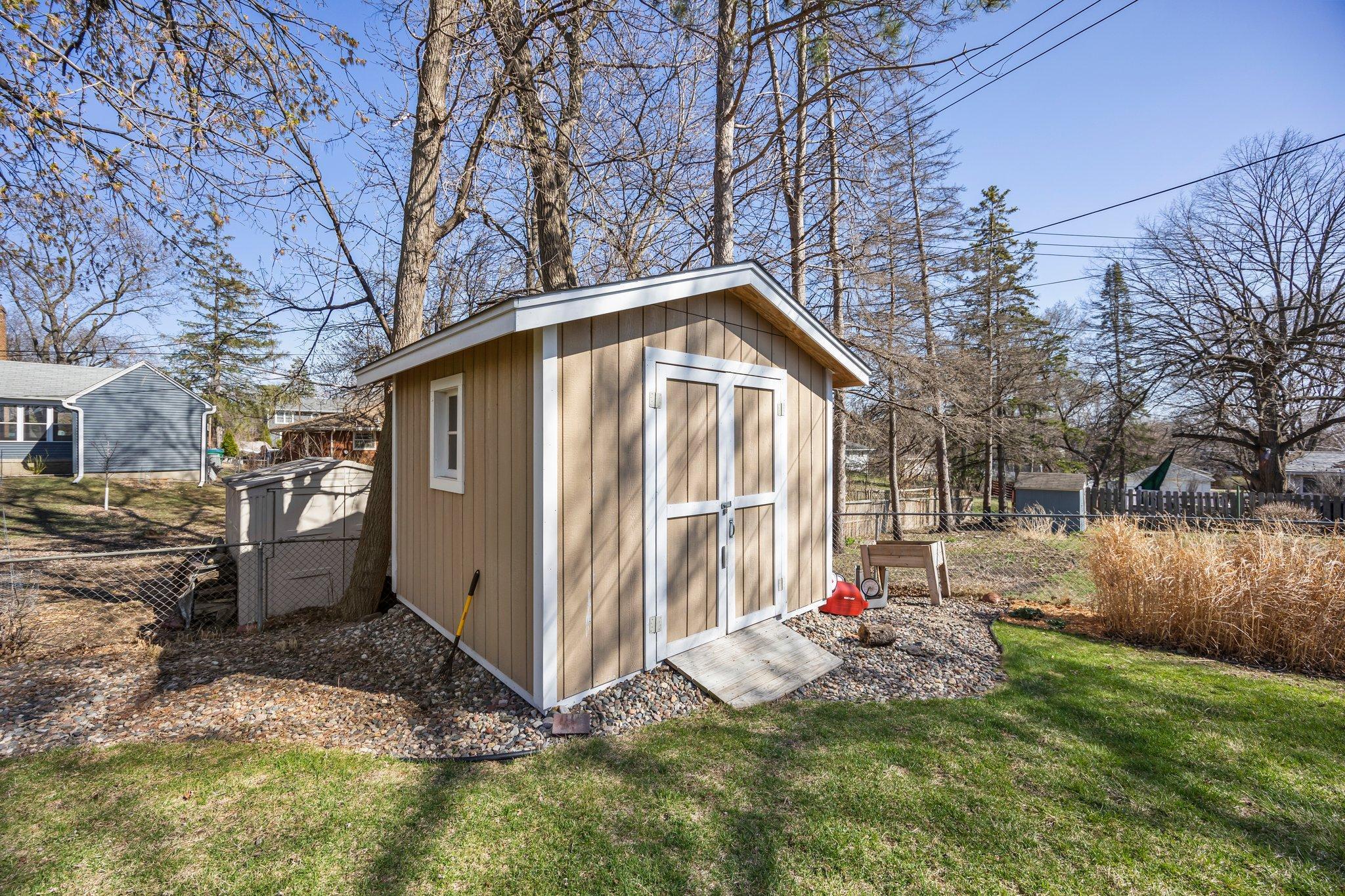 1809 Maryland Avenue S