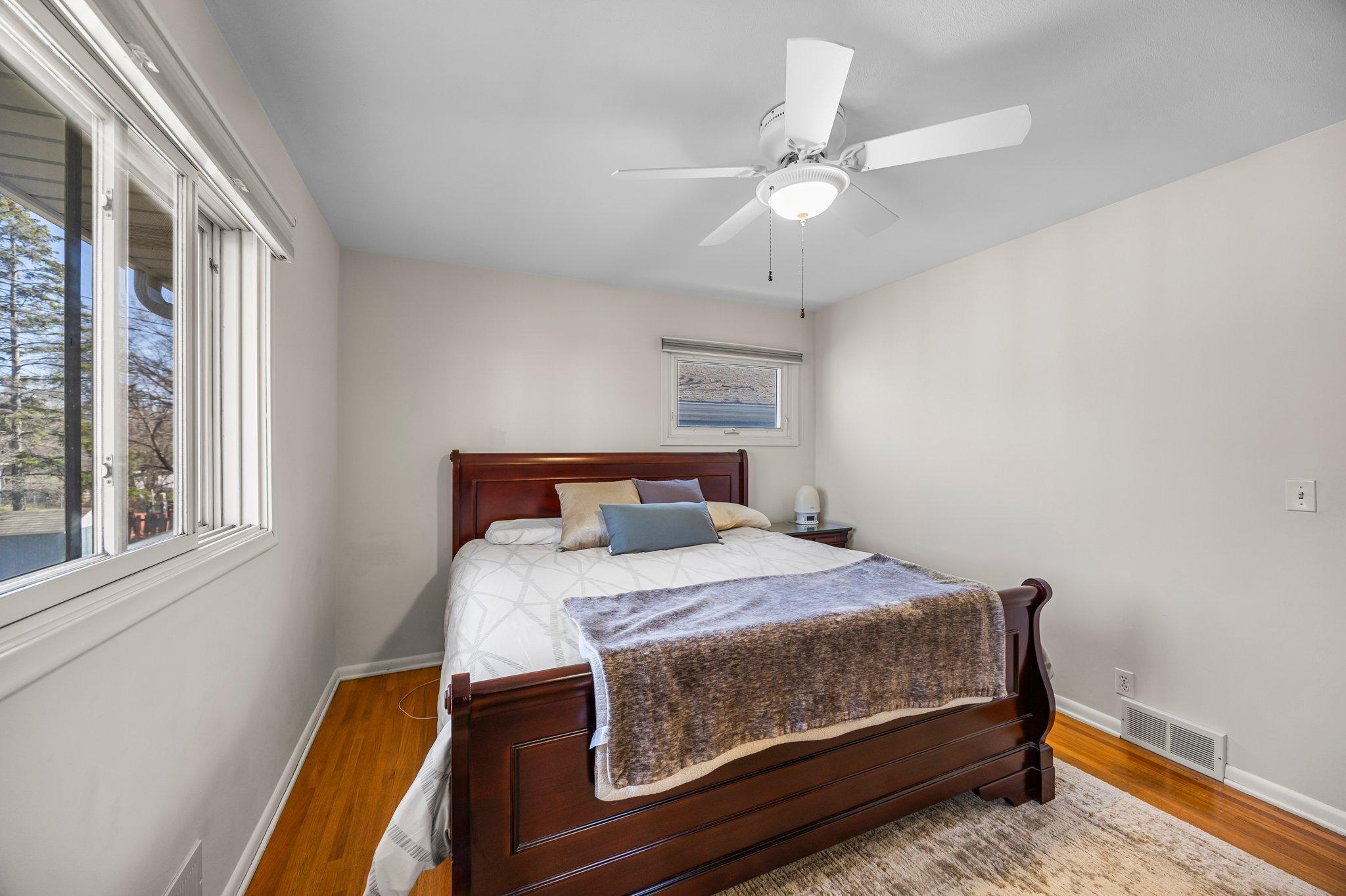 1809 Maryland Avenue S