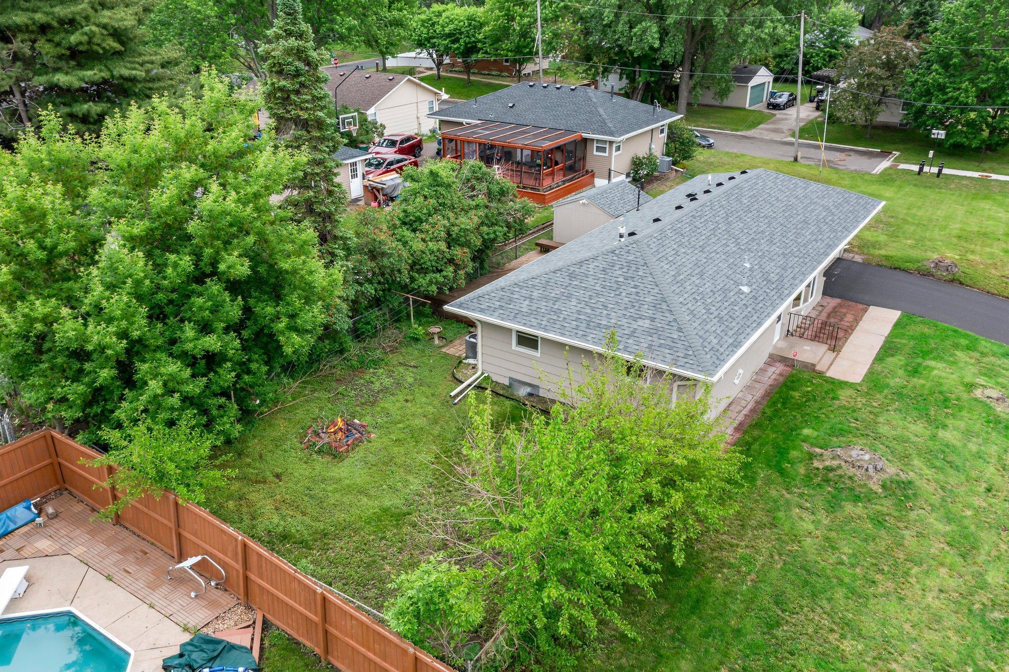 1300 Winnetka Avenue N