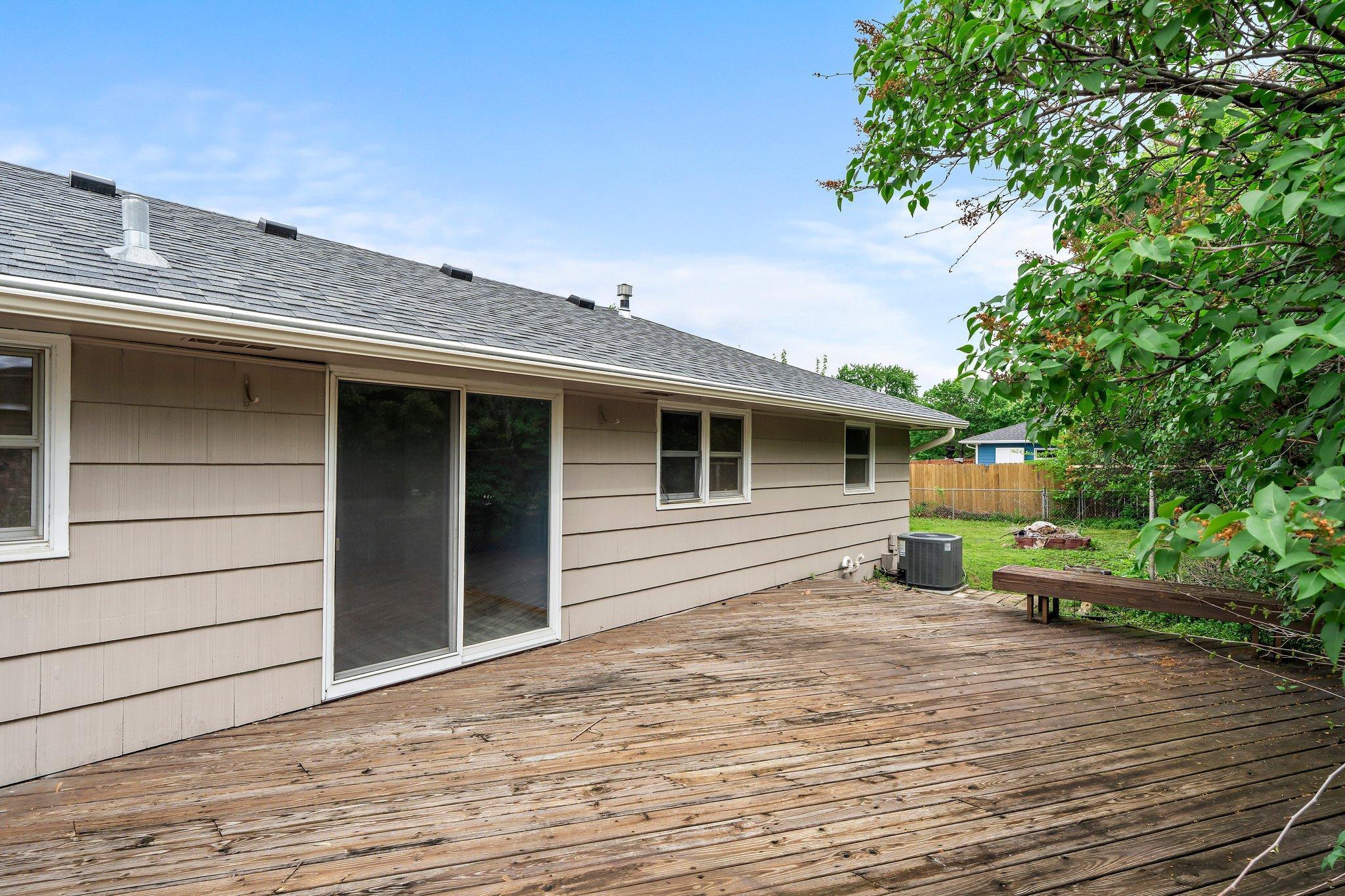 1300 Winnetka Avenue N