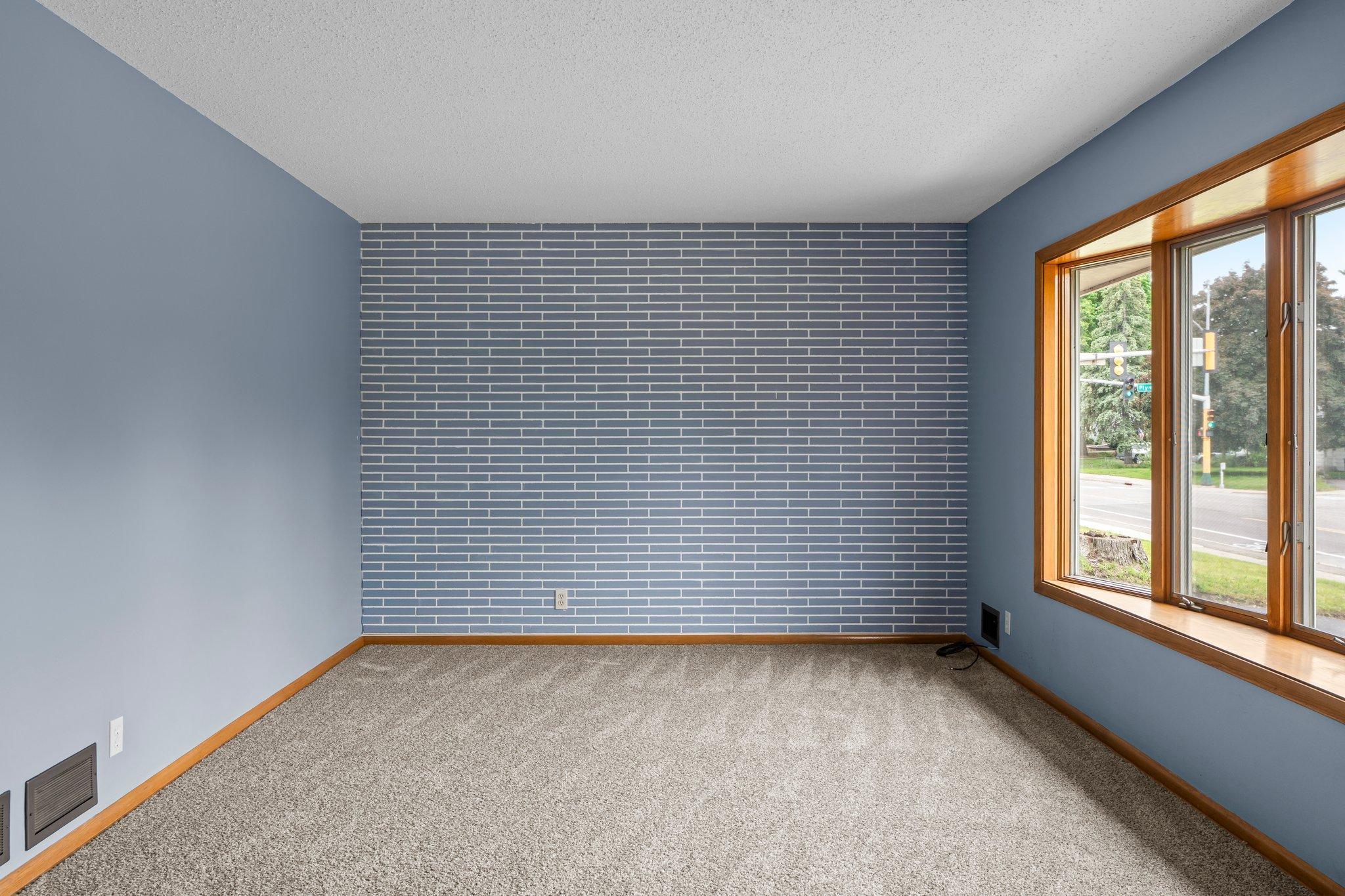 1300 Winnetka Avenue N