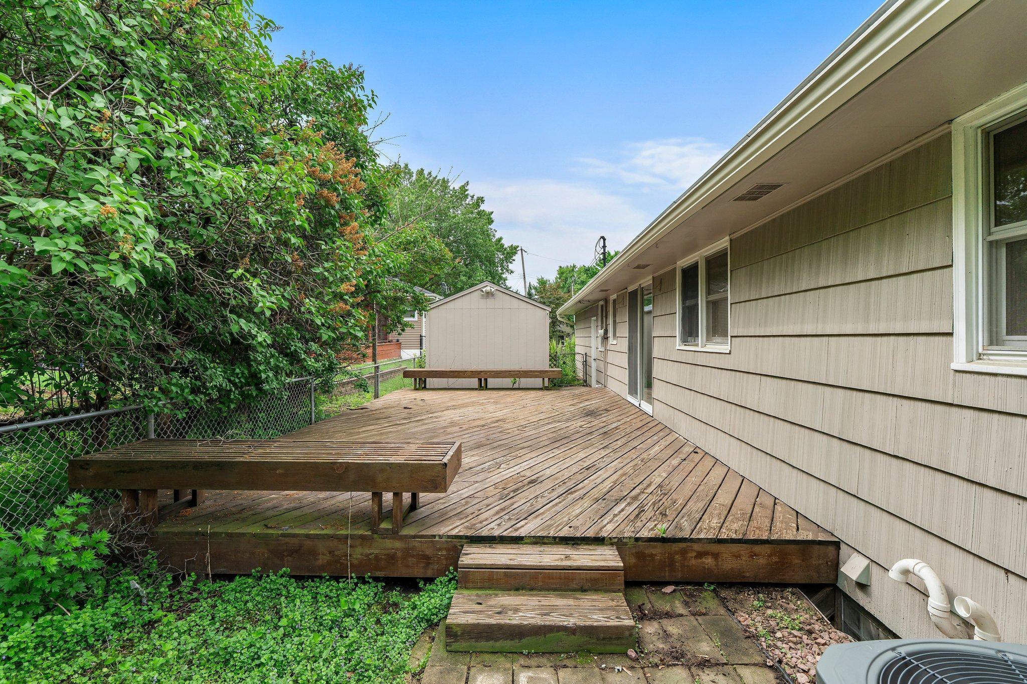 1300 Winnetka Avenue N