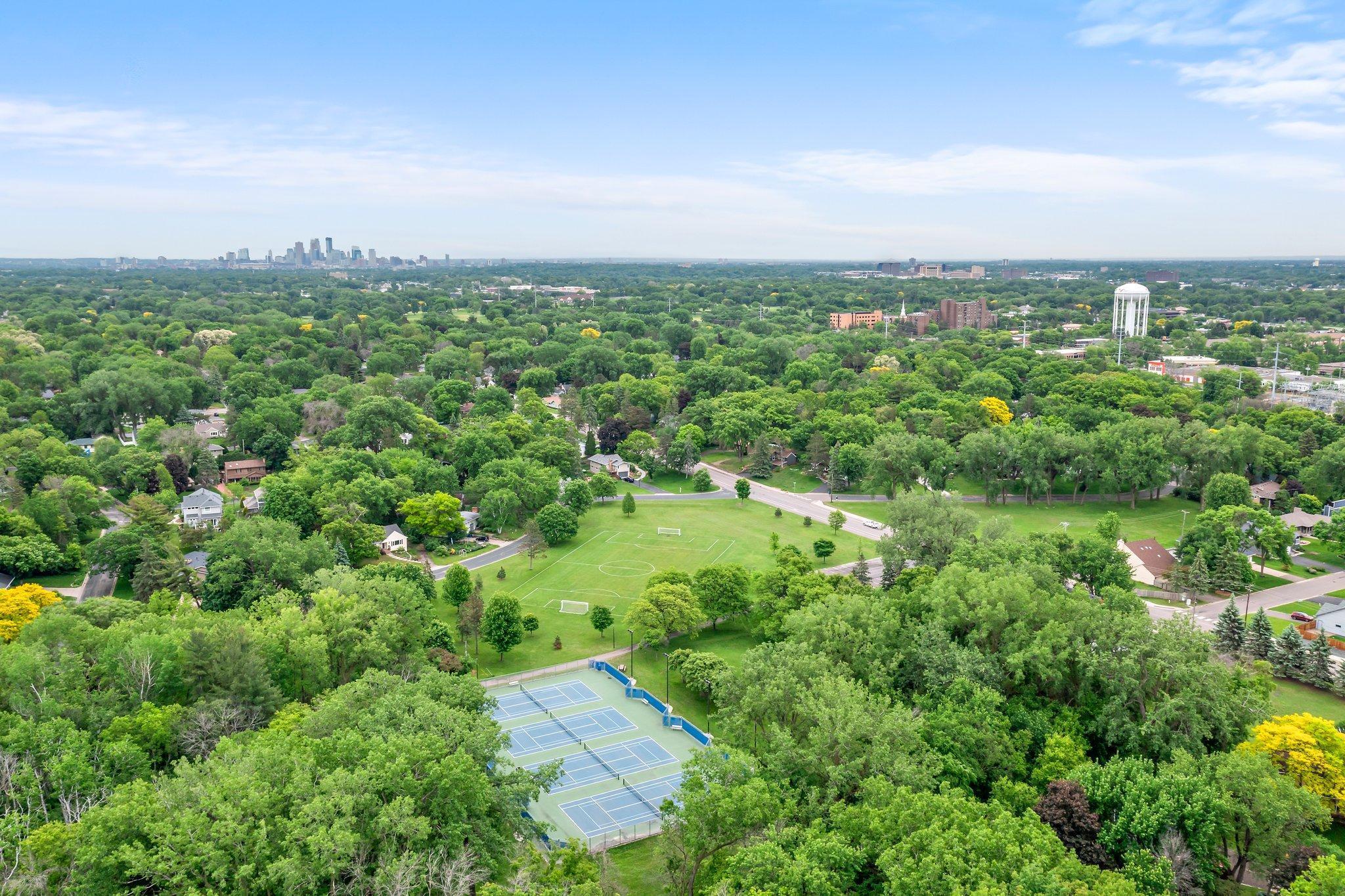 1300 Winnetka Avenue N