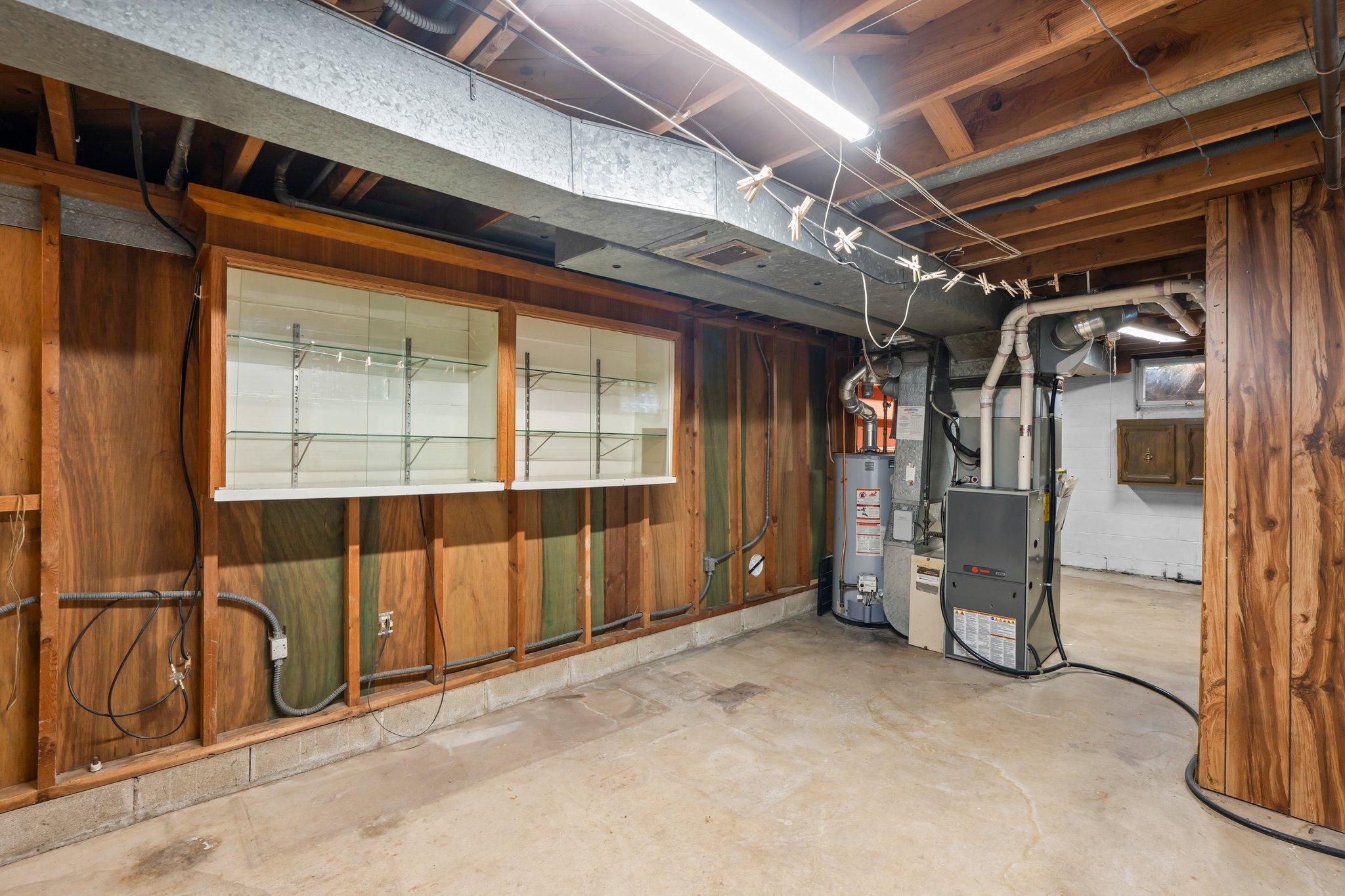 1300 Winnetka Avenue N