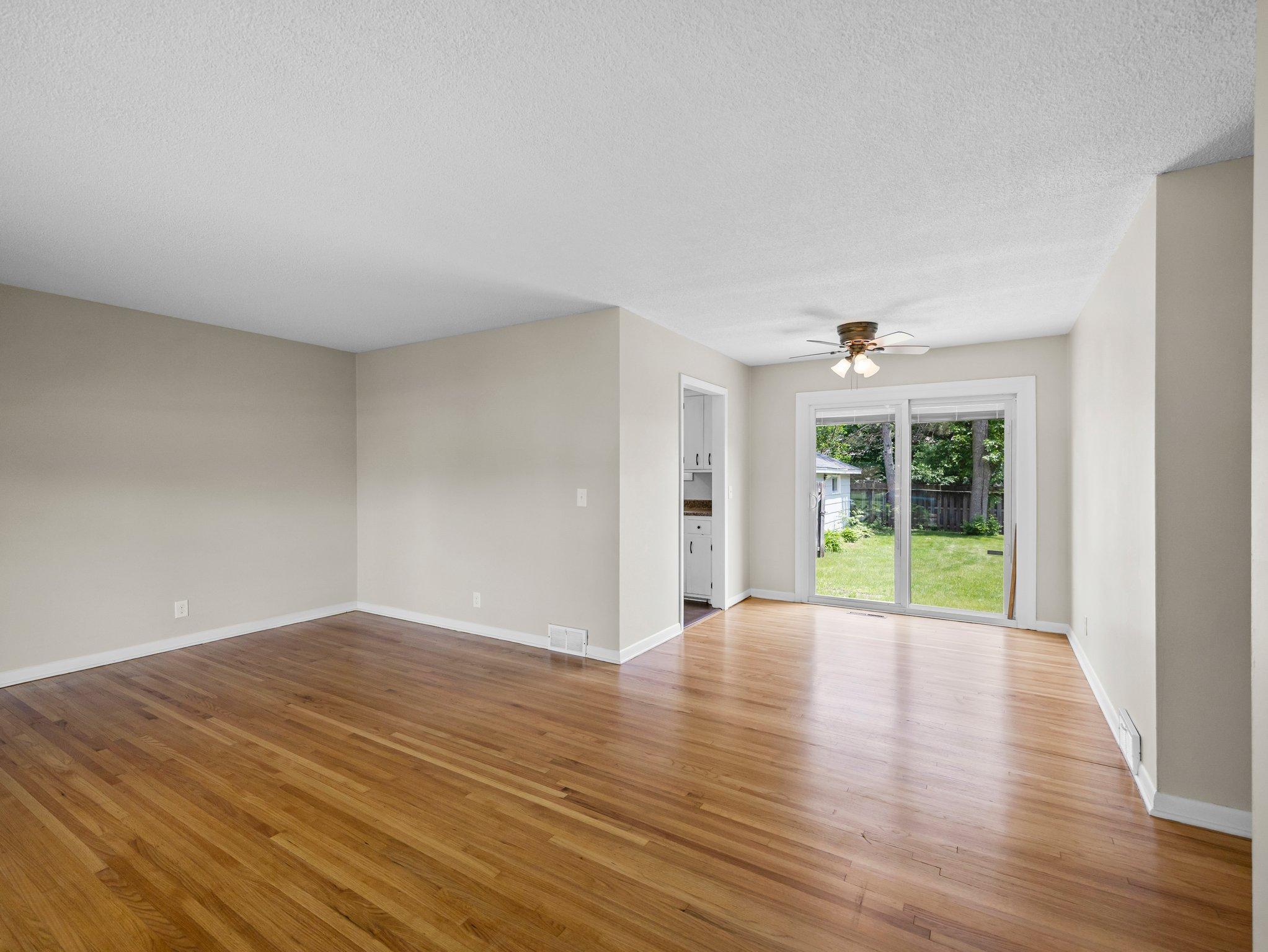 6555 Monroe Street NE