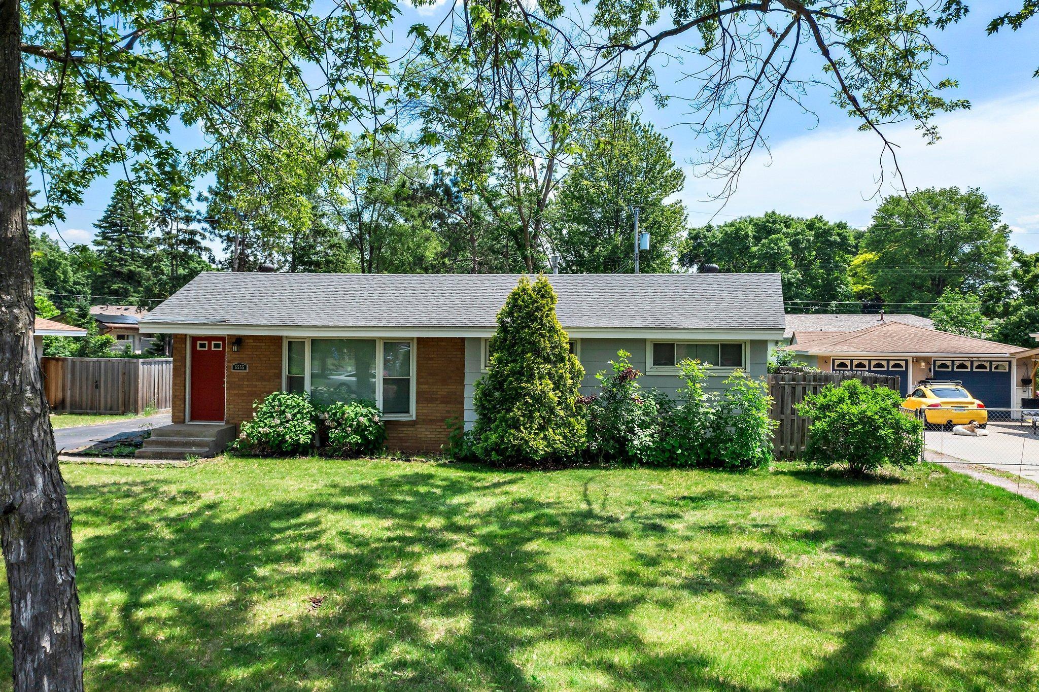 6555 Monroe Street NE