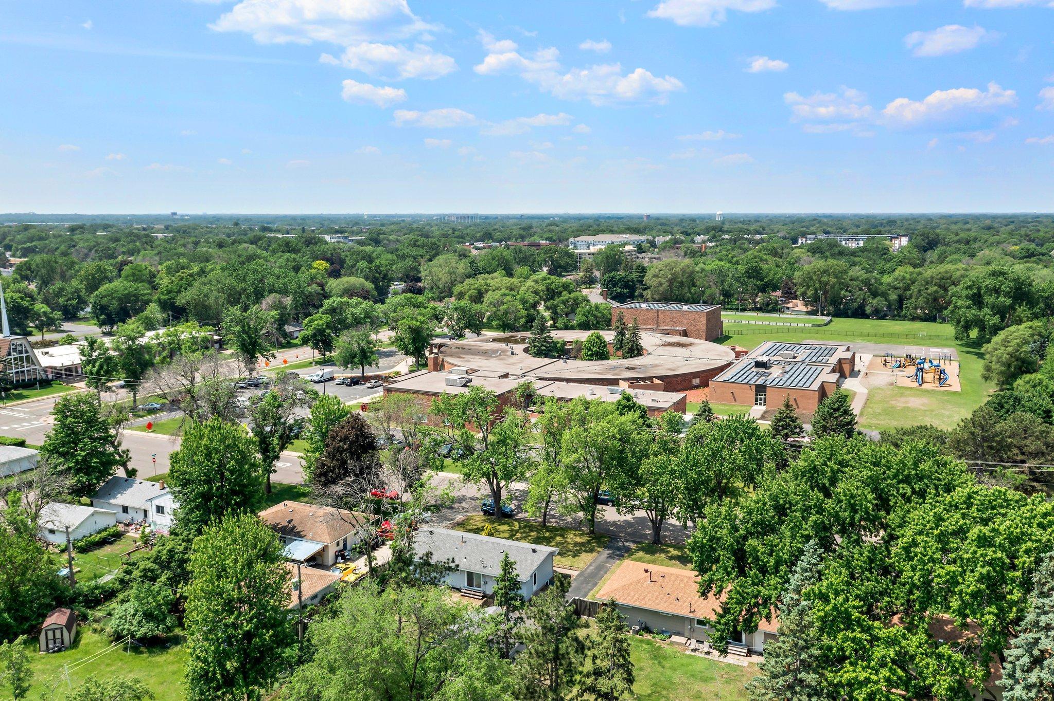 6555 Monroe Street NE