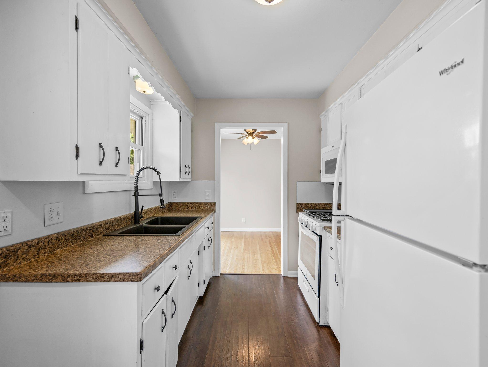 6555 Monroe Street NE