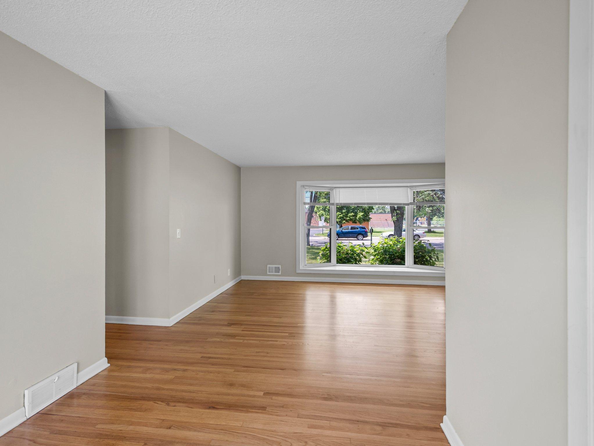 6555 Monroe Street NE