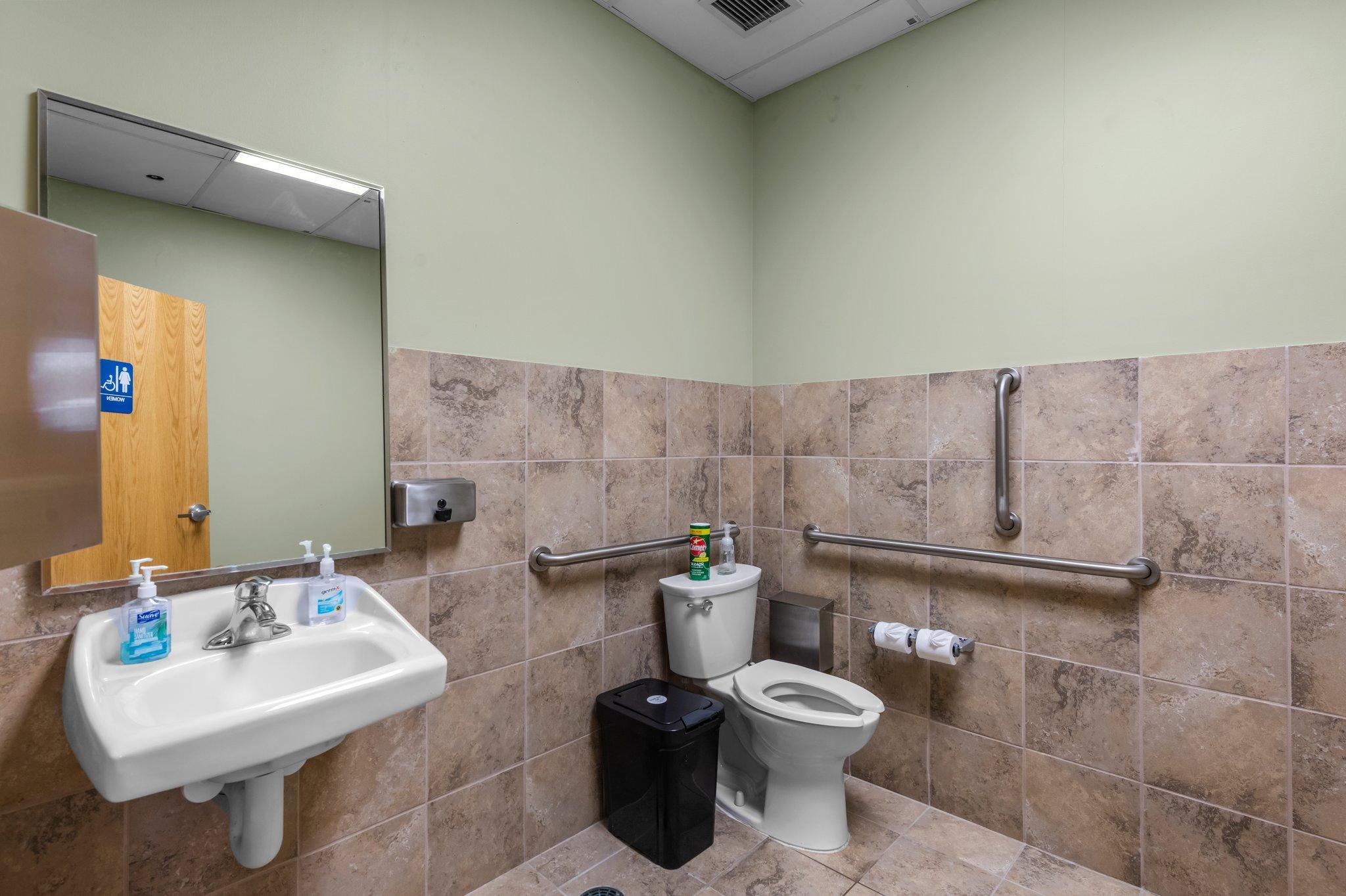 8401 W Broadway Avenue