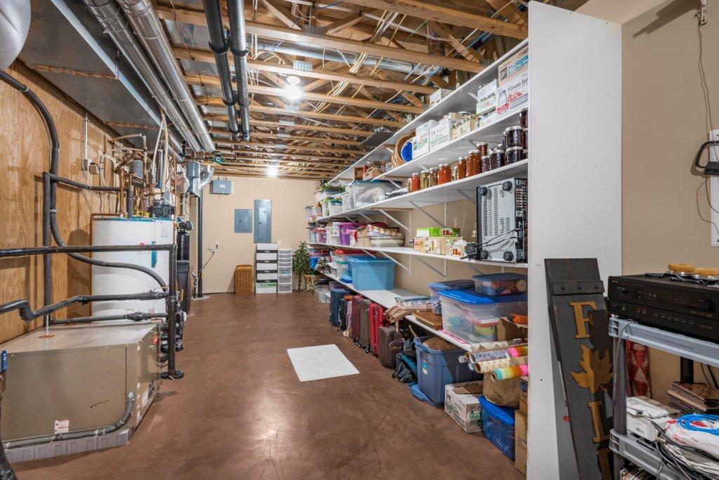 10009 Holloway Farms Road