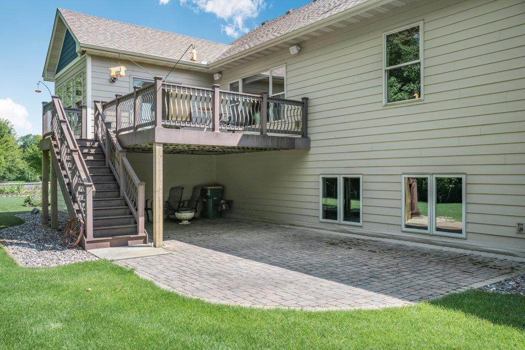 10009 Holloway Farms Road