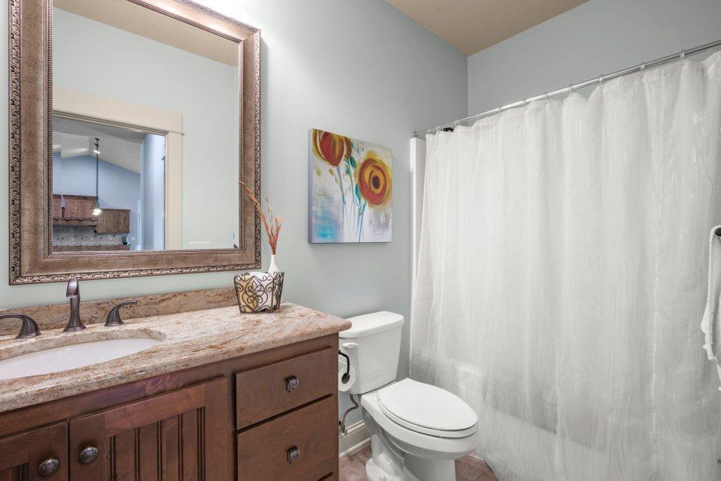 10009 Holloway Farms Road