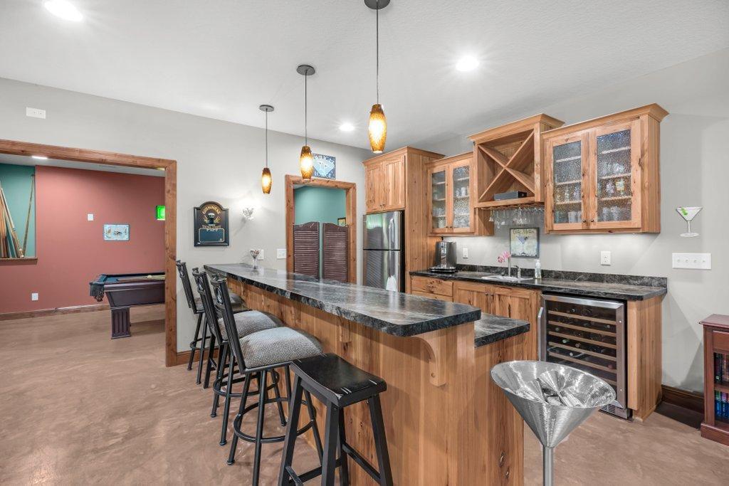 10009 Holloway Farms Road