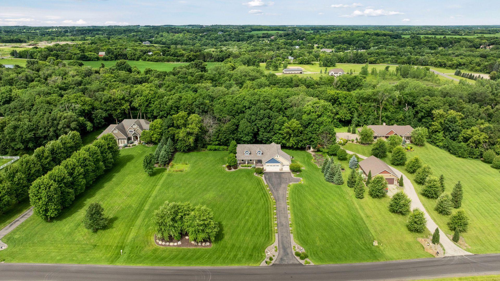 10009 Holloway Farms Road