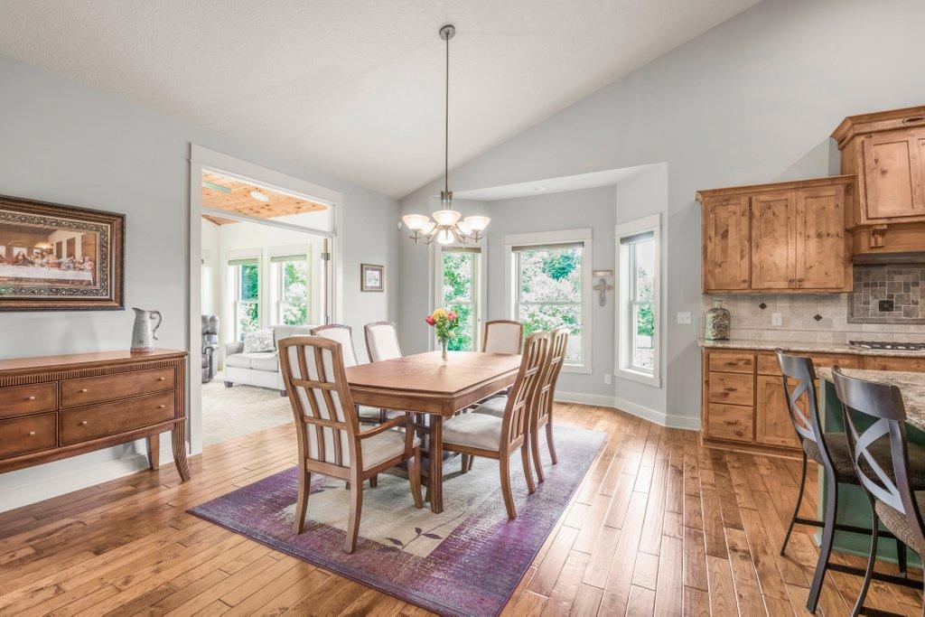 10009 Holloway Farms Road