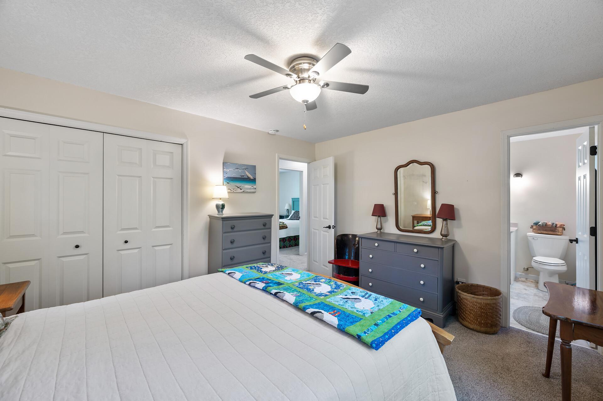 20435 Monroe Street NE