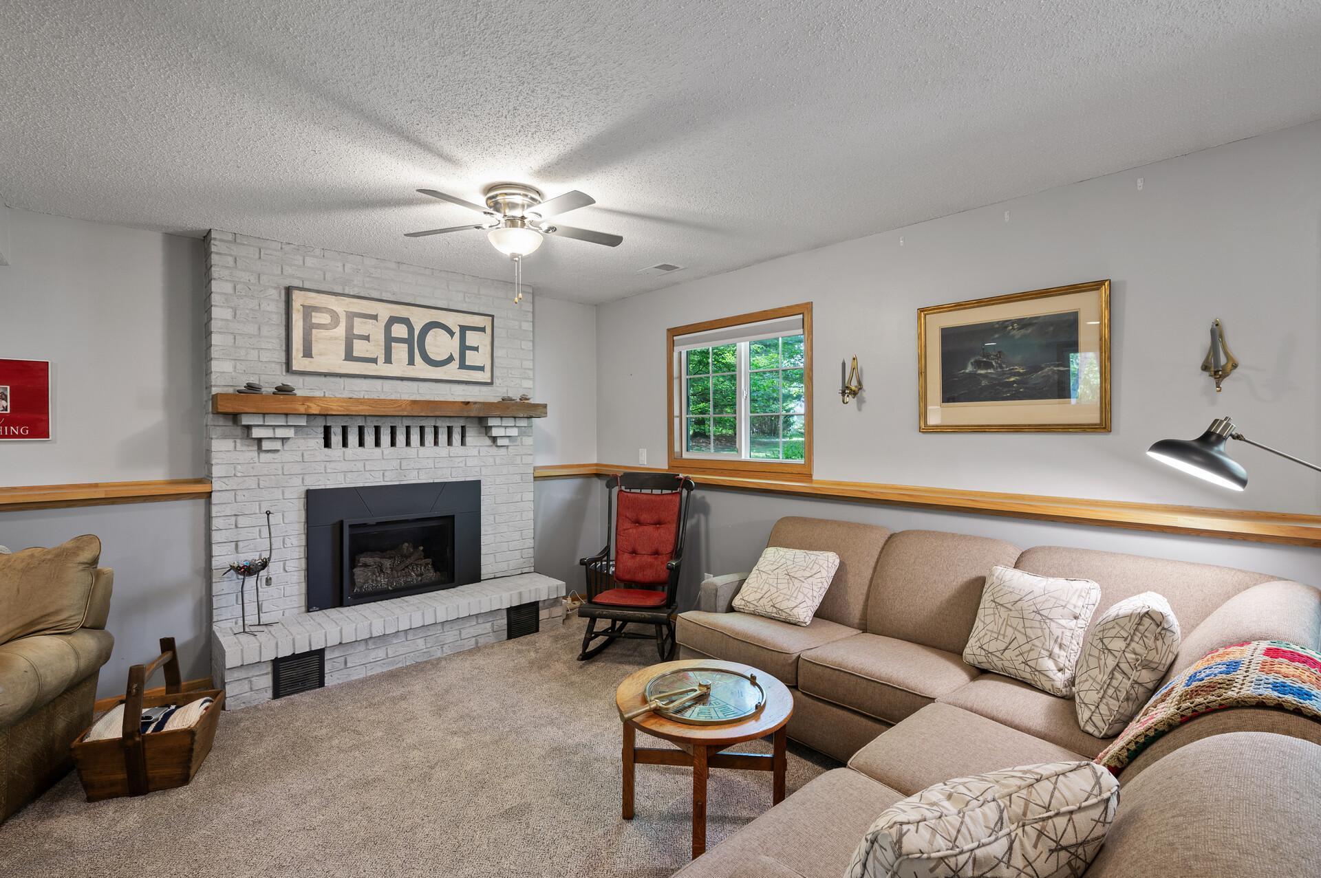 20435 Monroe Street NE