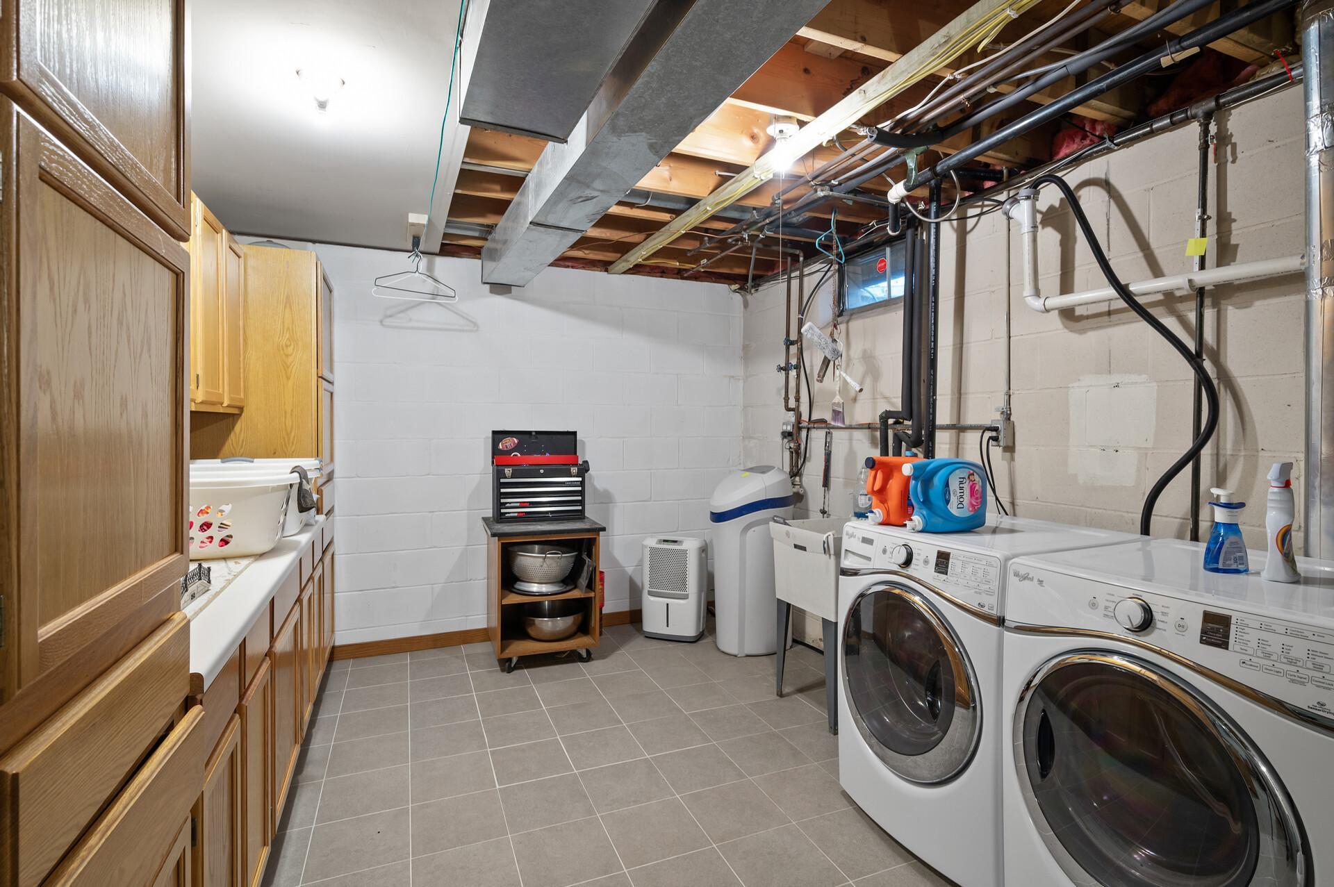 20435 Monroe Street NE