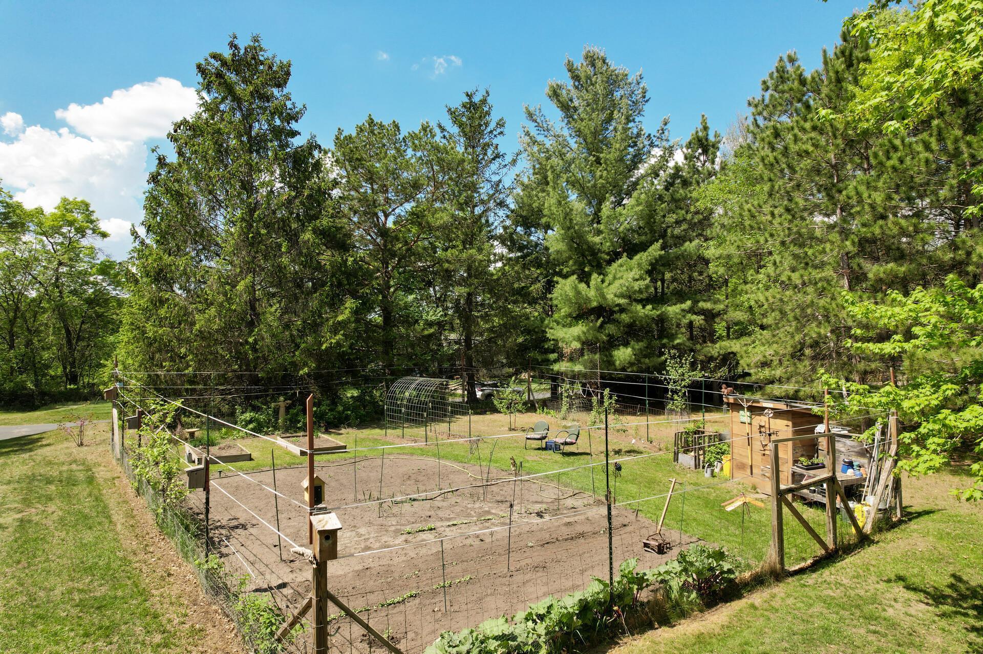 20435 Monroe Street NE