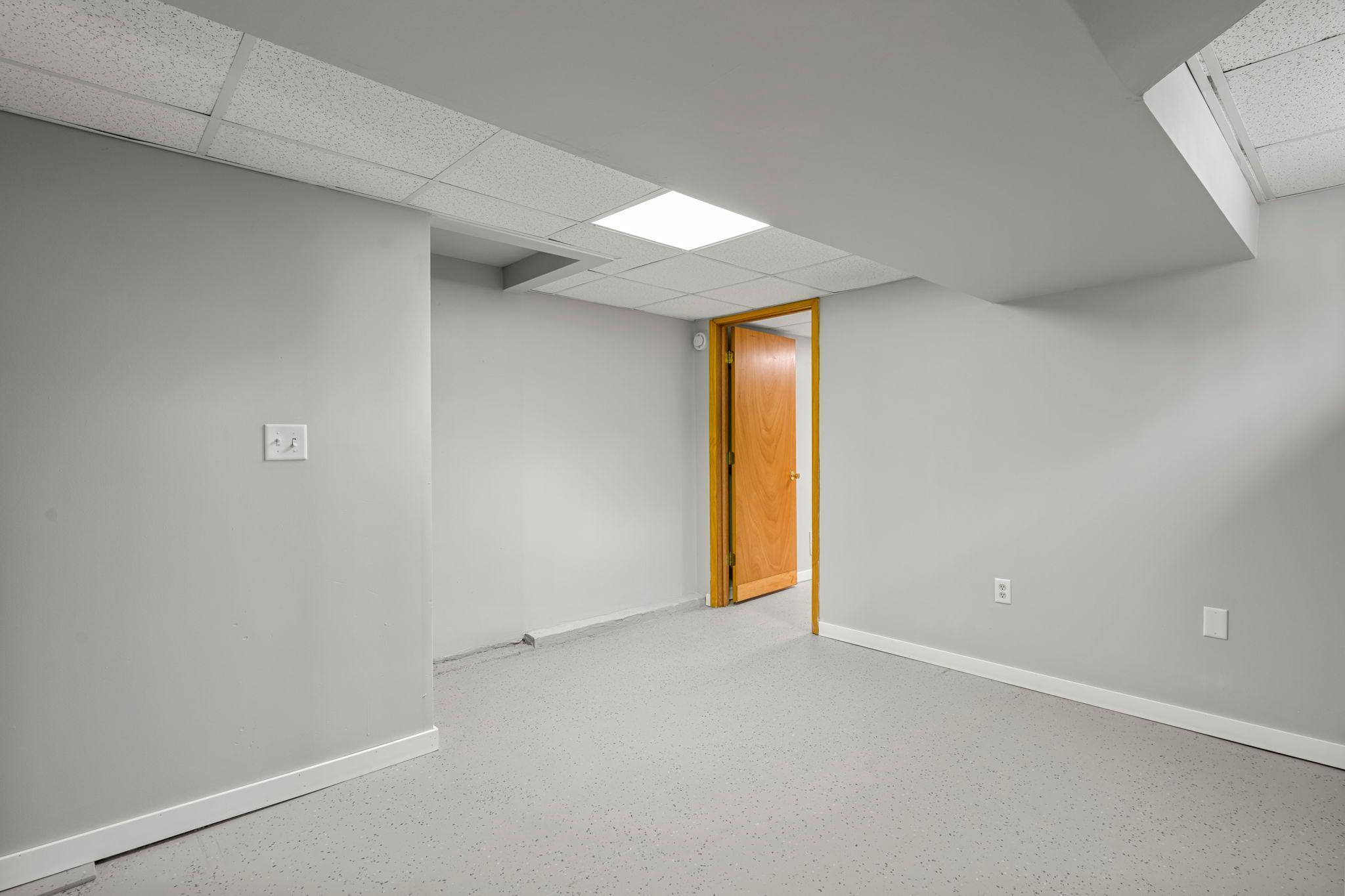 2101-2103 Vincent Avenue N