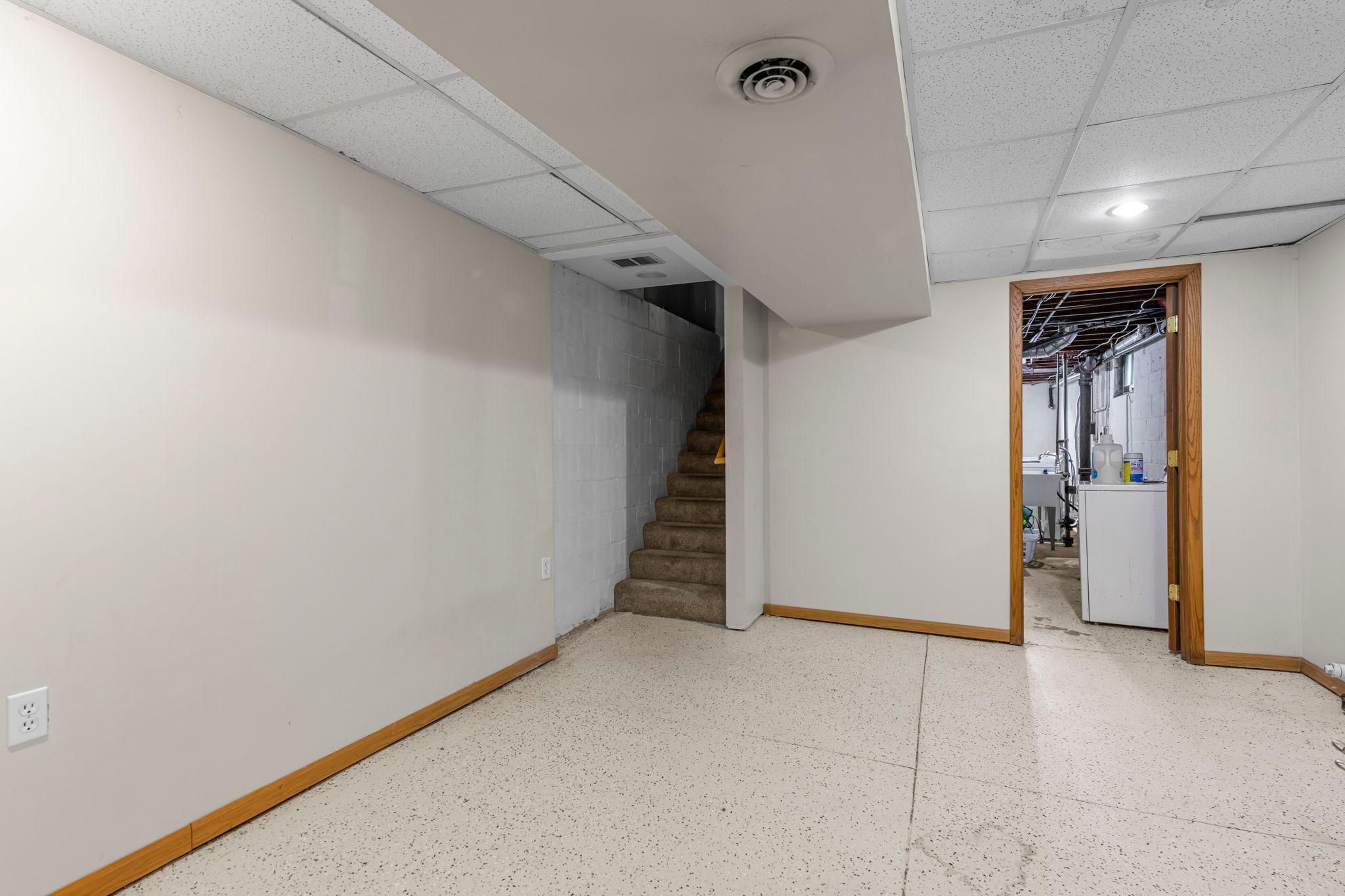 2101-2103 Vincent Avenue N