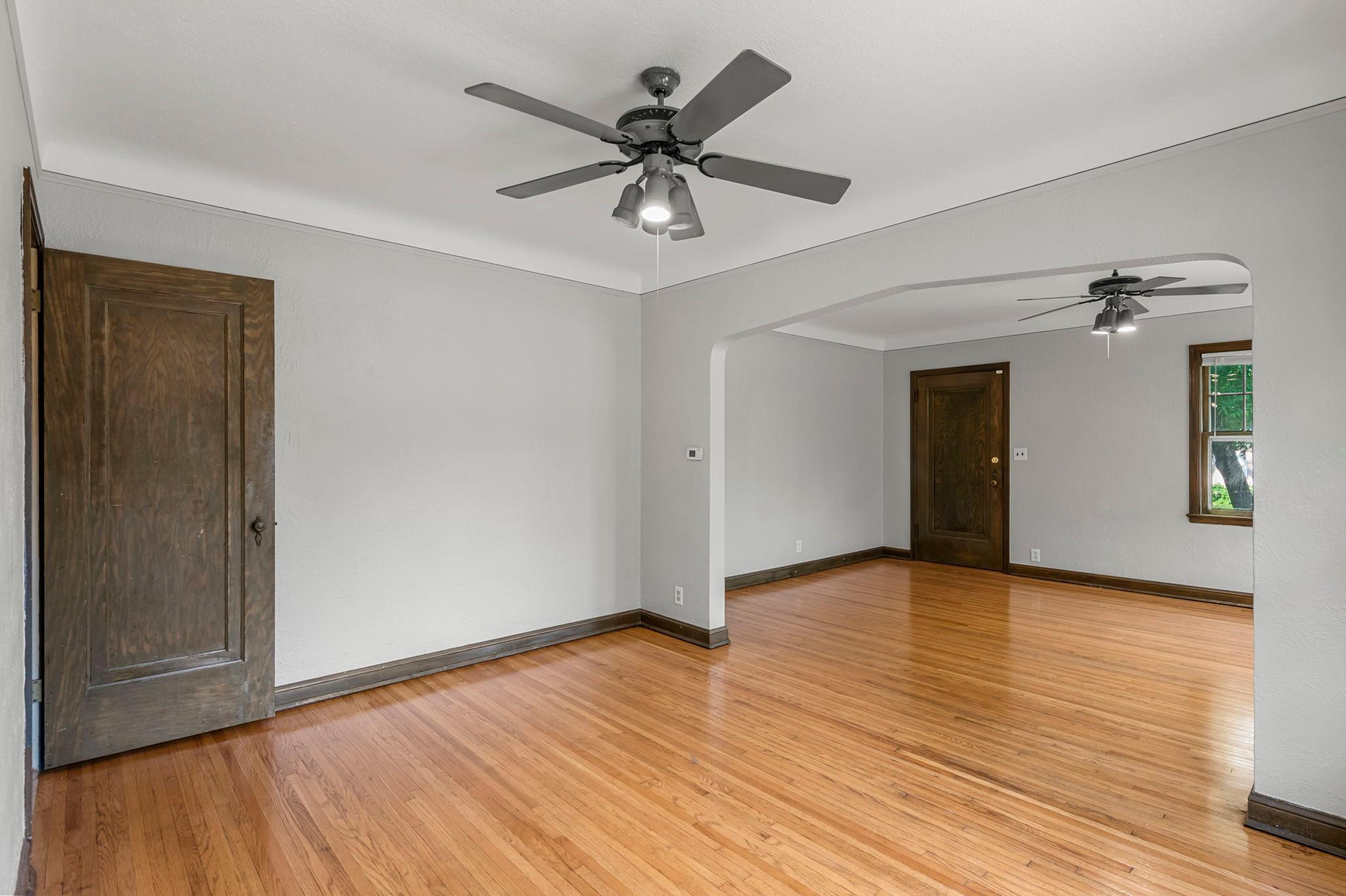 2101-2103 Vincent Avenue N