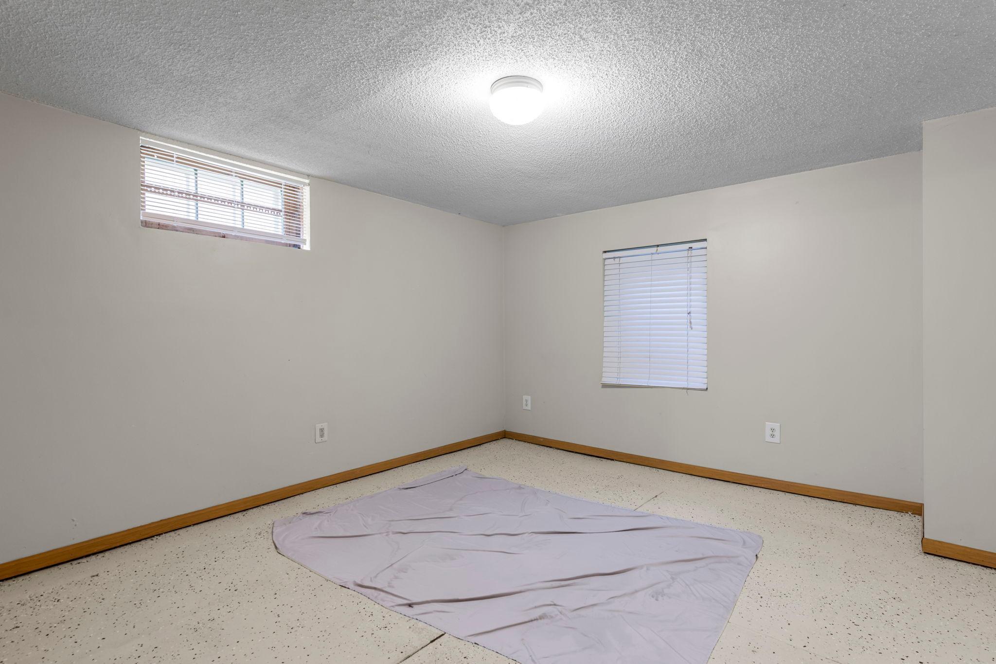 2101-2103 Vincent Avenue N