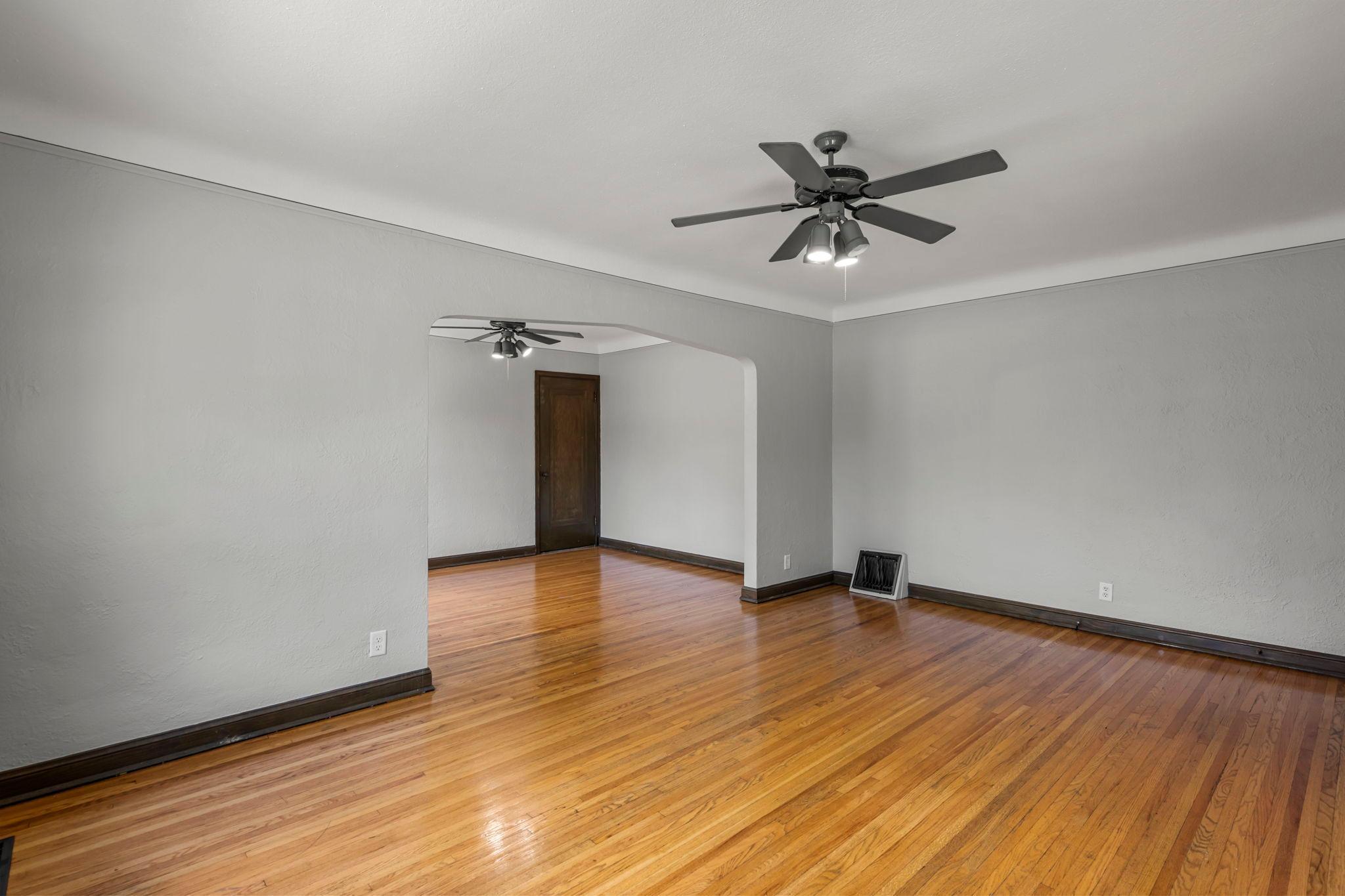 2101-2103 Vincent Avenue N