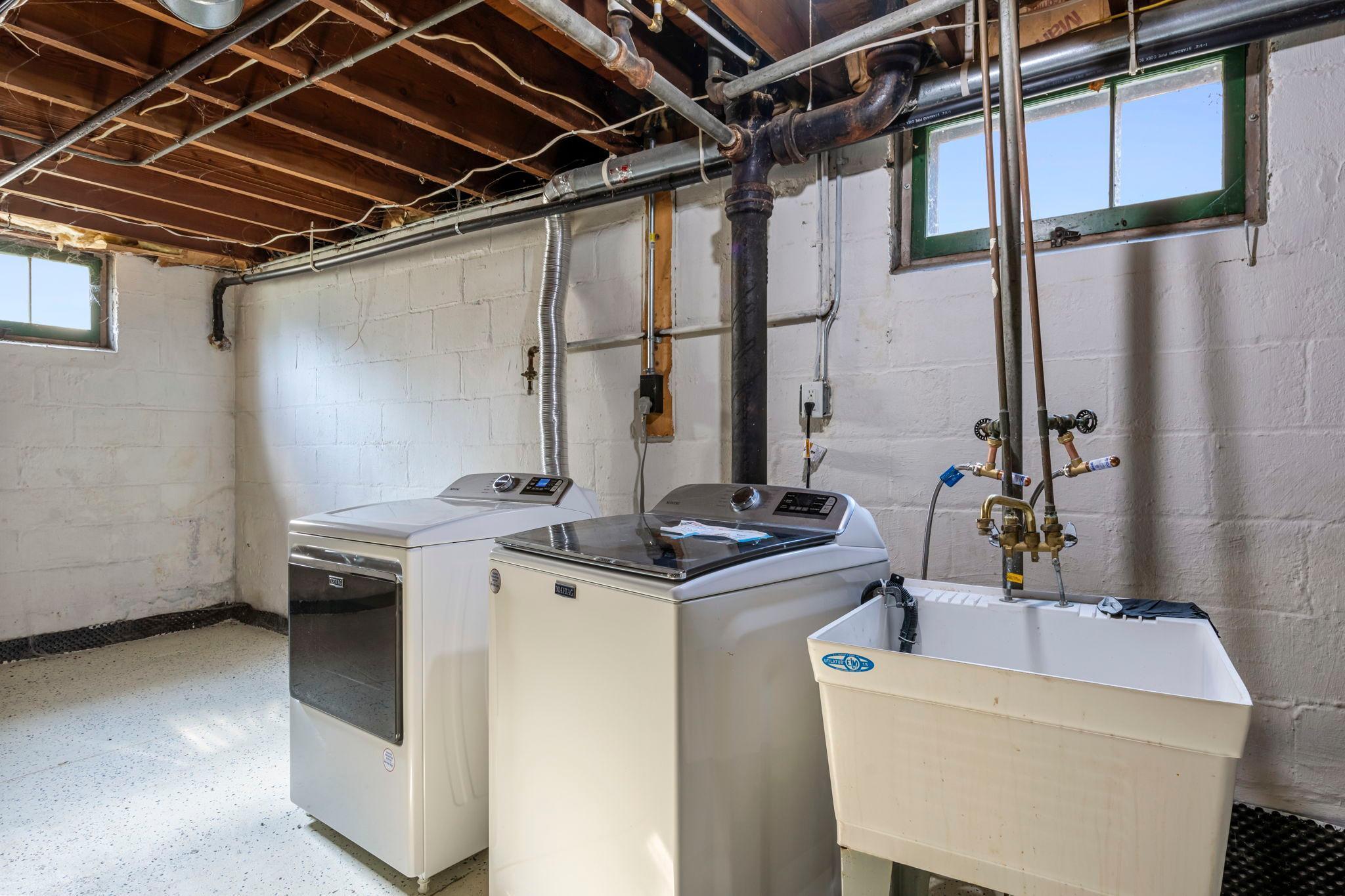 2101-2103 Vincent Avenue N