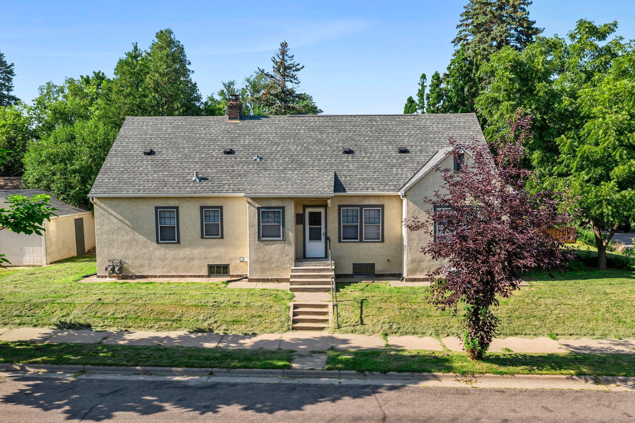 2101-2103 Vincent Avenue N