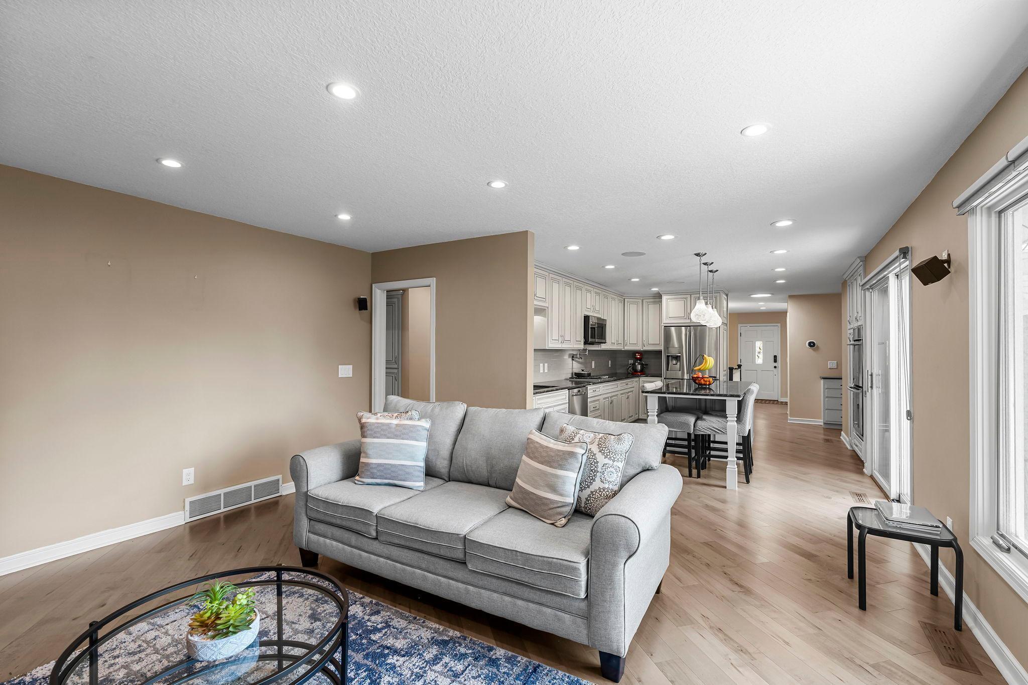 7312 Glouchester Drive