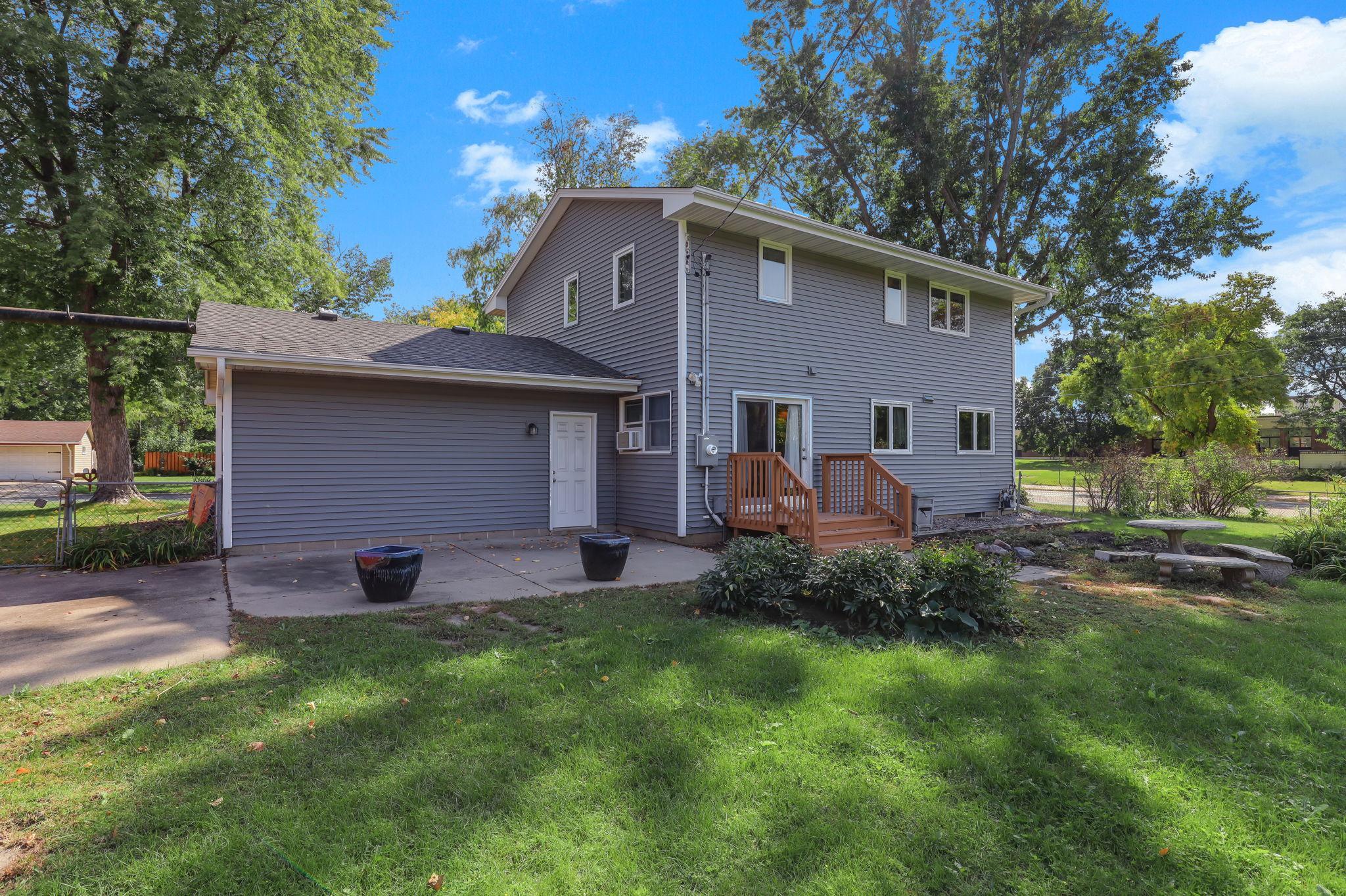 10934 Southview Drive