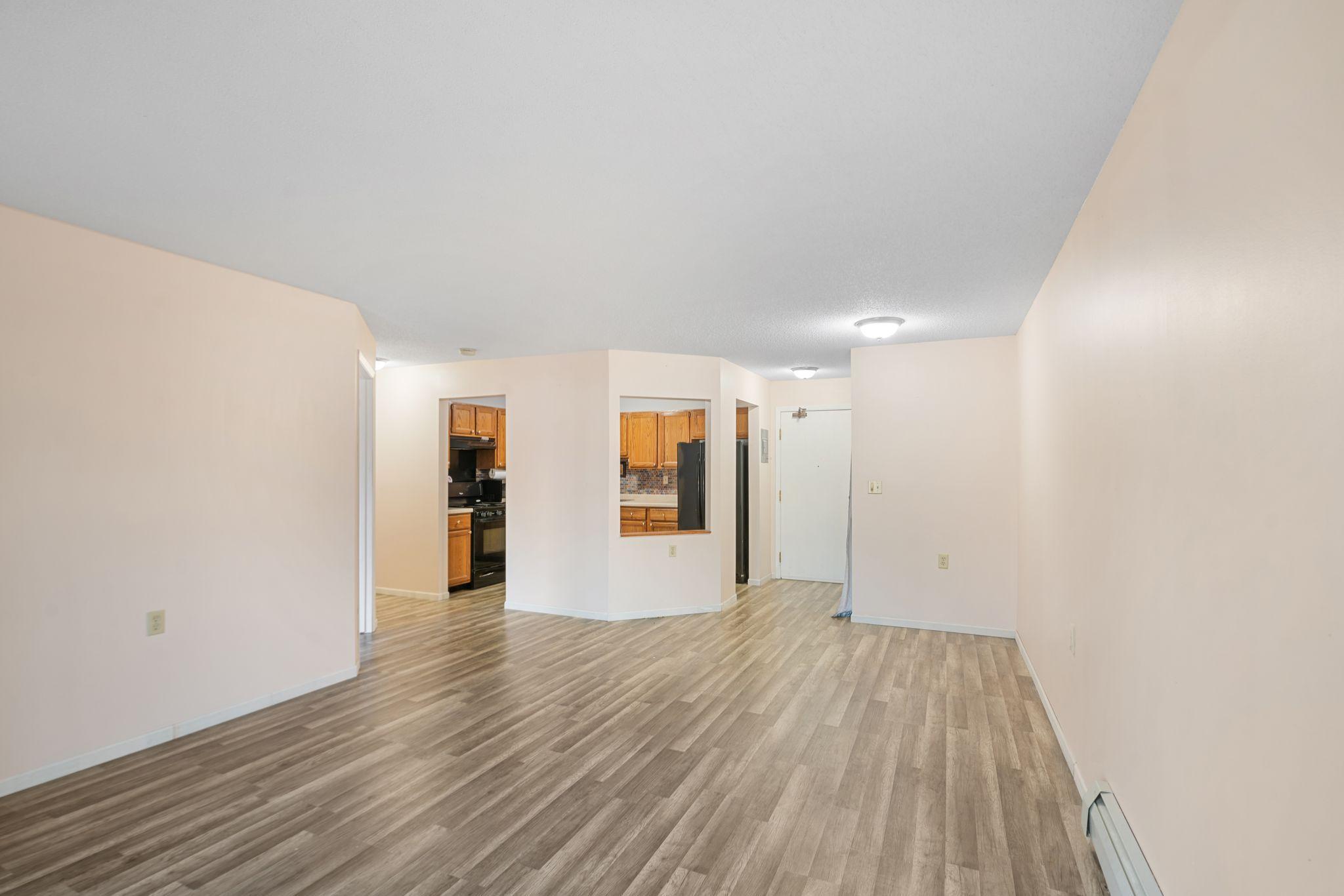 3232 Fremont Avenue N Unit: 105