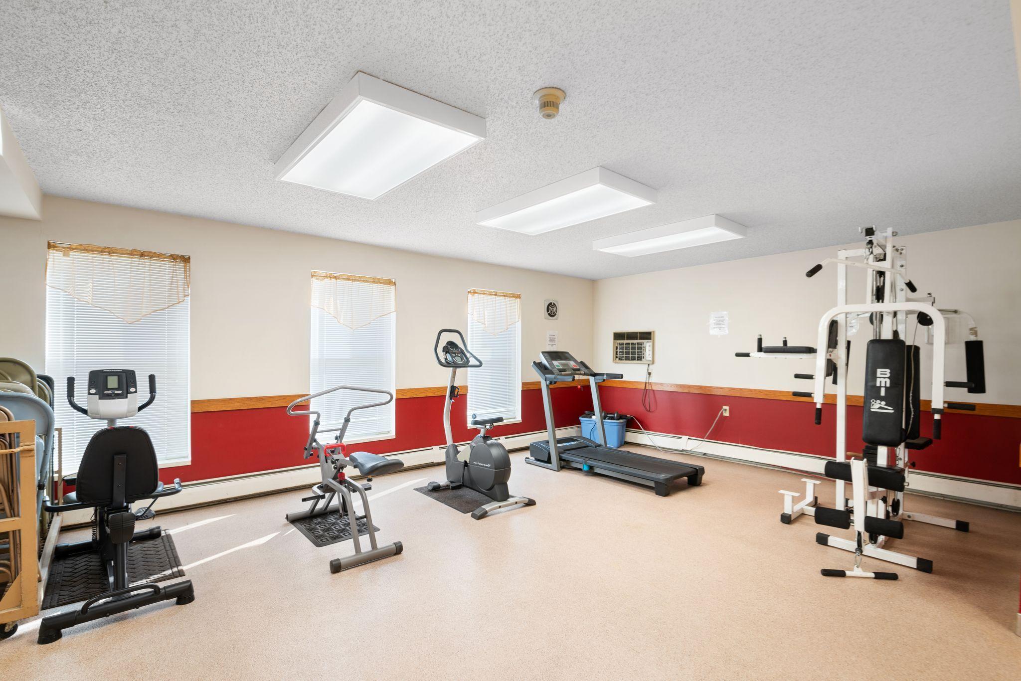 3232 Fremont Avenue N Unit: 105