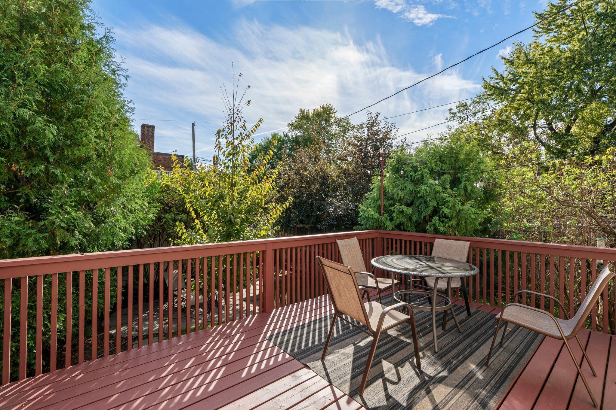 3537 Fremont Avenue S