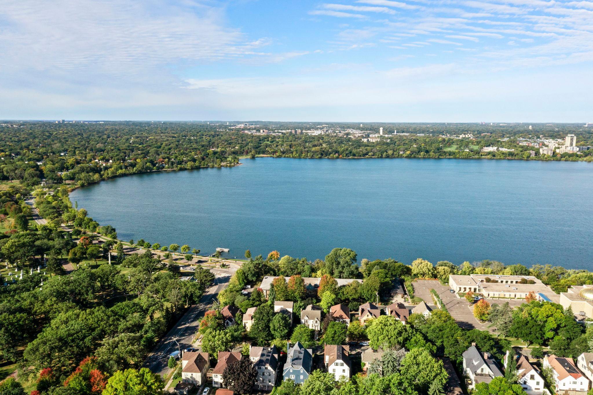 3537 Fremont Avenue S