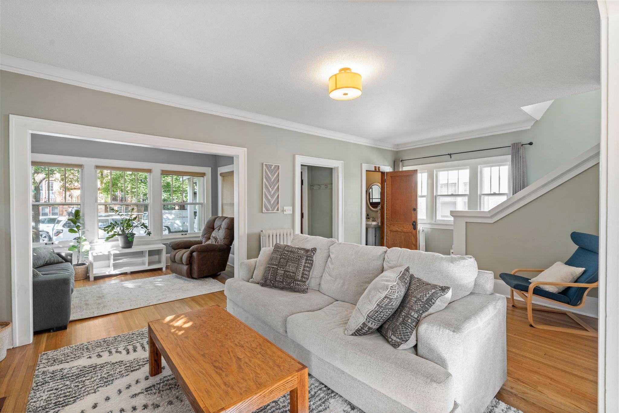 3537 Fremont Avenue S